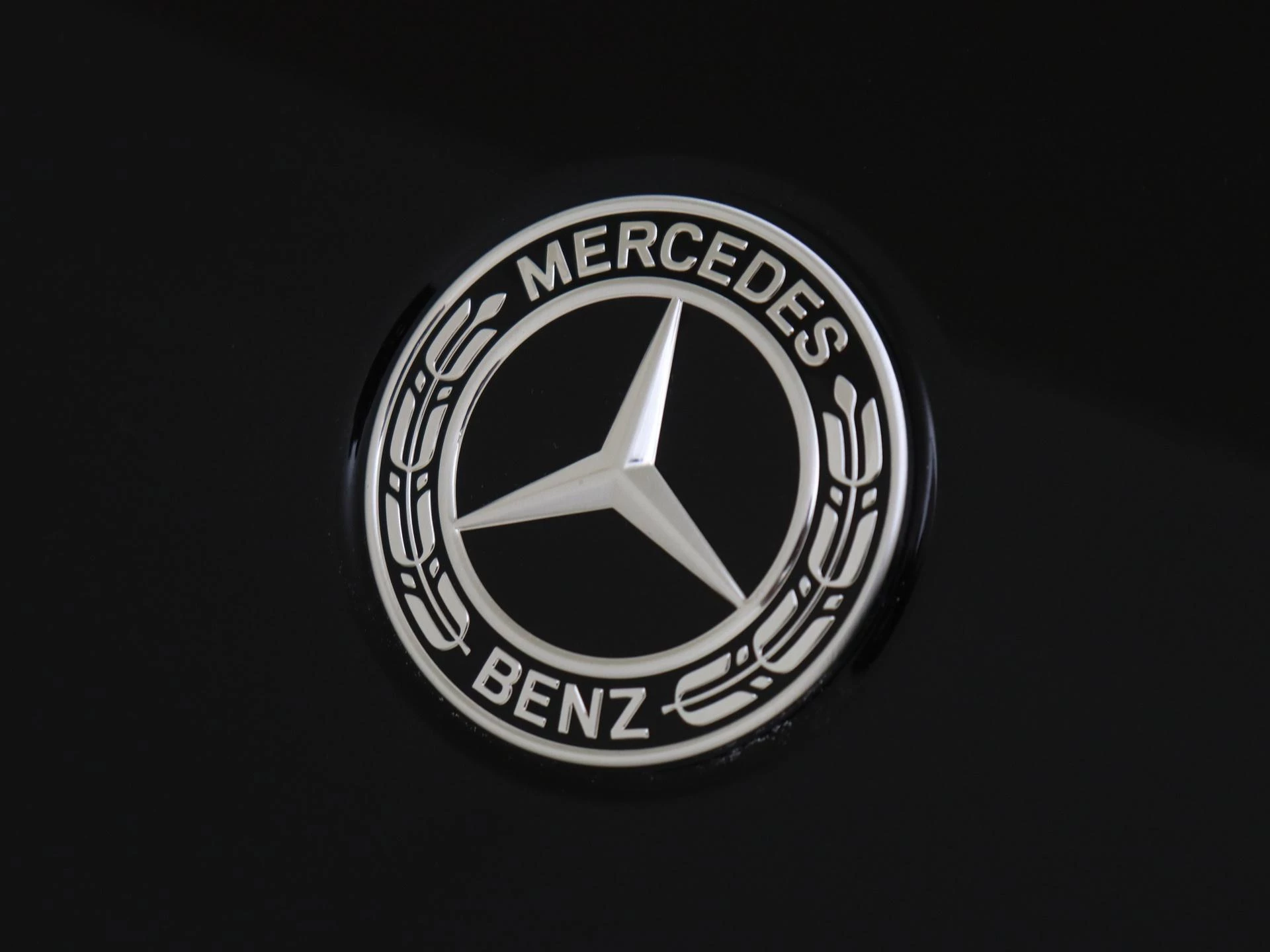 Mercedes-Benz-GLC-image-31
