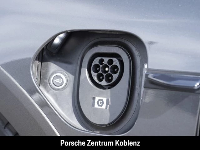 Porsche Taycan 4 Cross Turismo s
