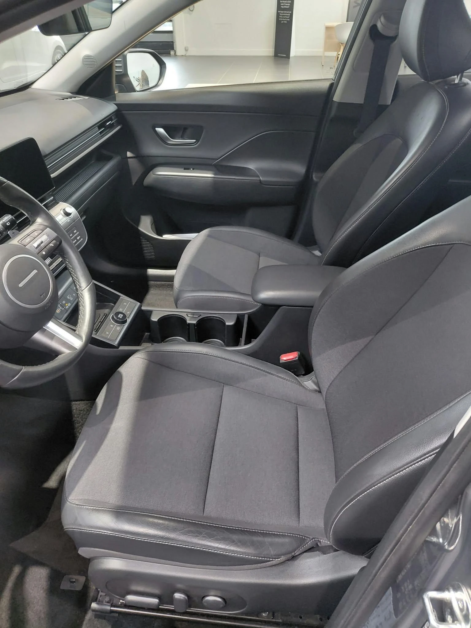 Hyundai-Kona-image-11