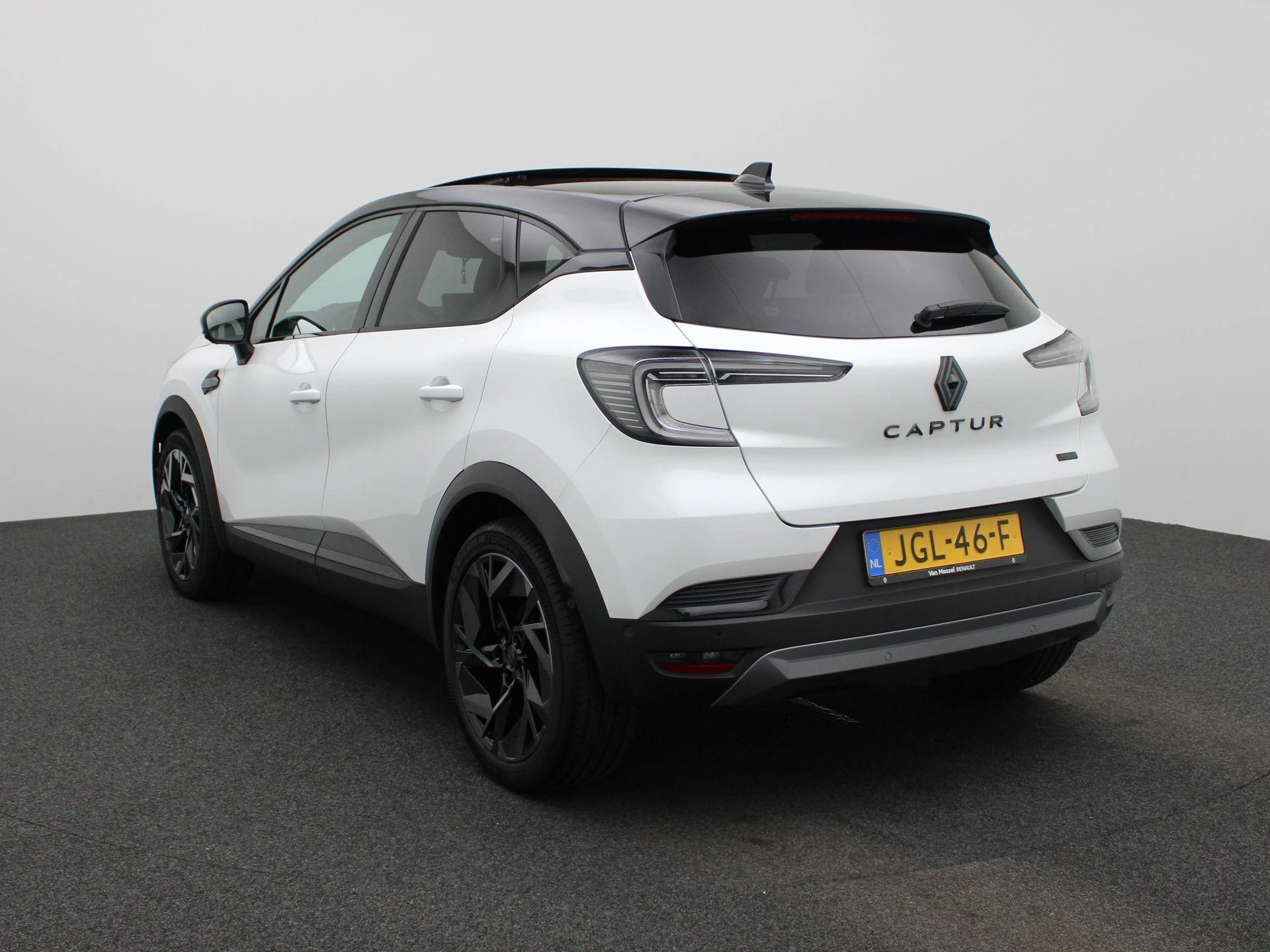 Renault-Captur-image-1
