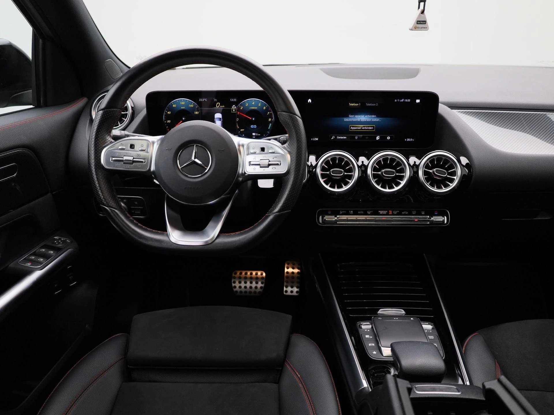 Mercedes-Benz GLA 250 e AMG Line