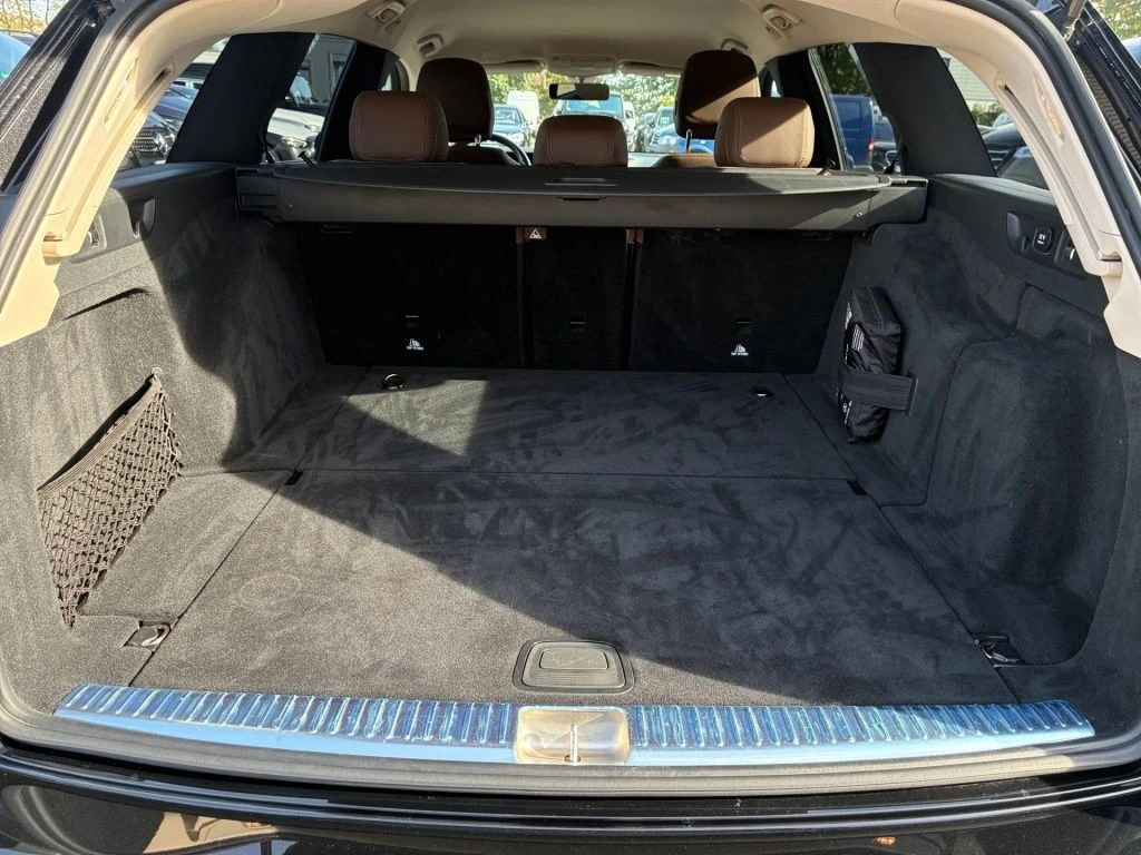 Mercedes-Benz-E-Klasse 220-image-12
