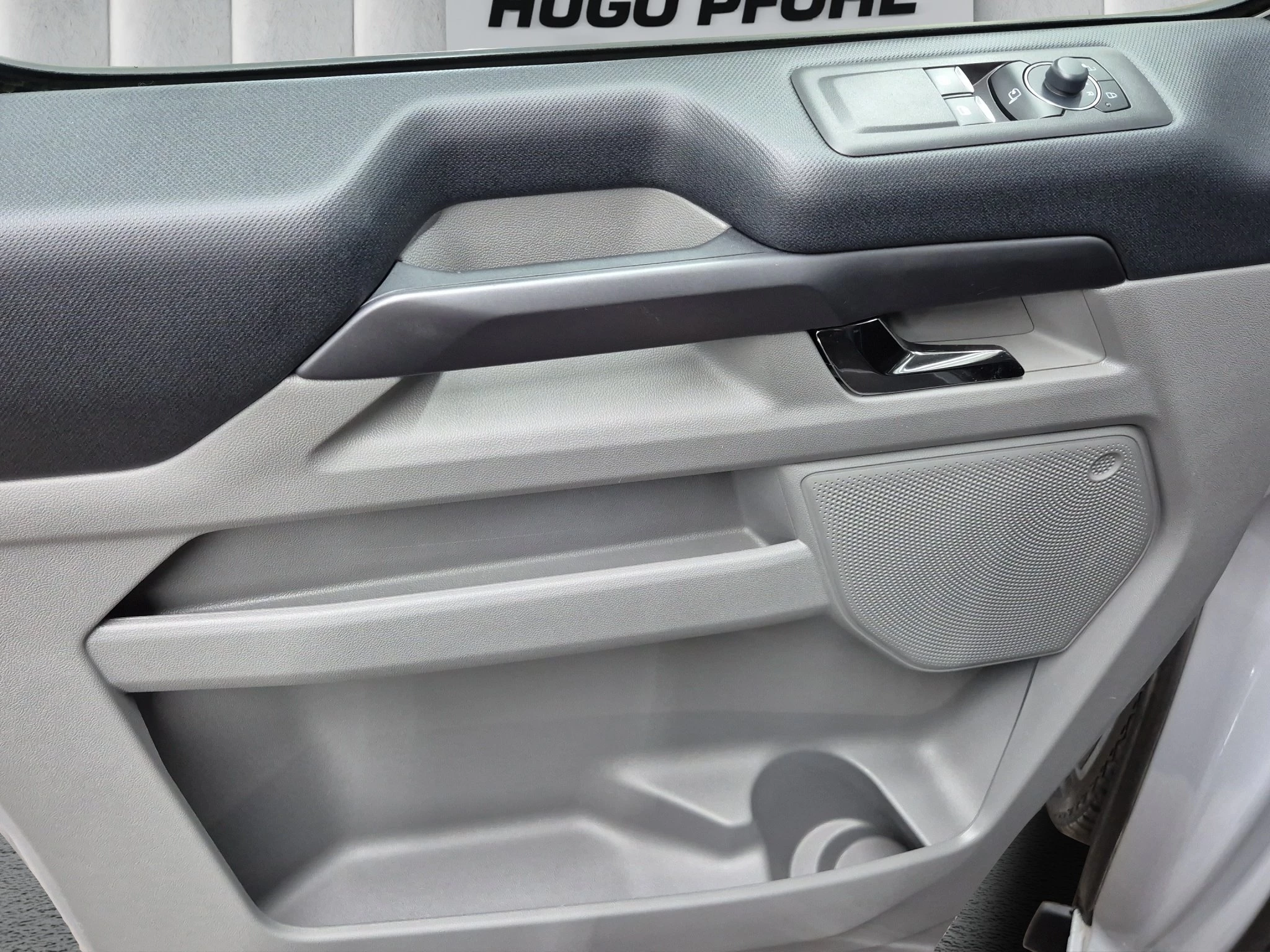 Ford Tourneo Custom Titanium L1 Aut.*AHK*NAVI*LED*SHZ*LRHZ*WSH
