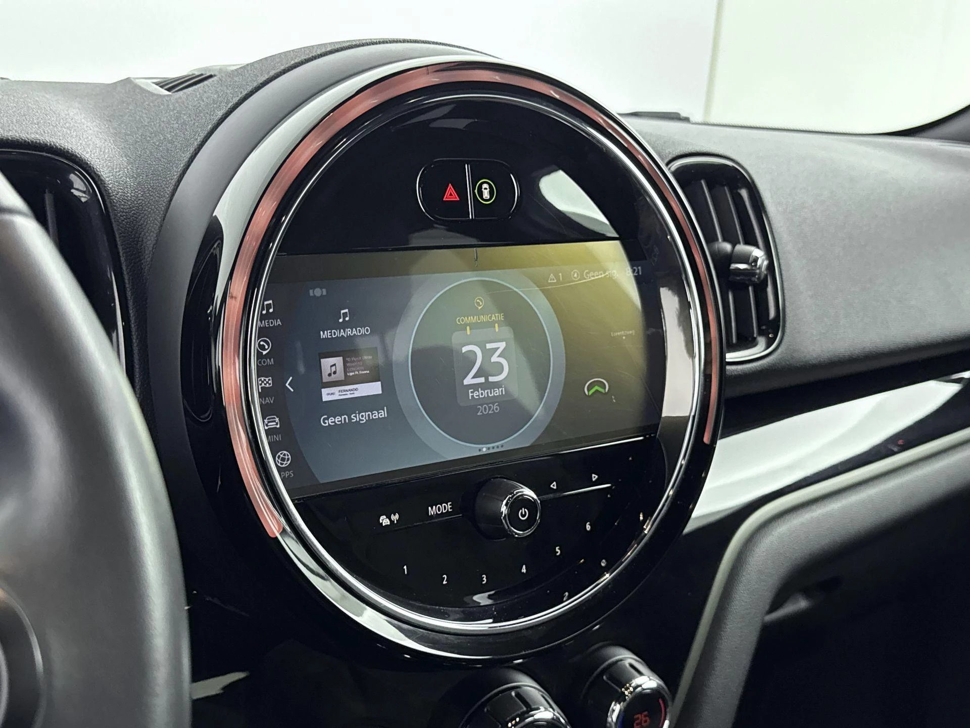 MINI-Countryman-image-11