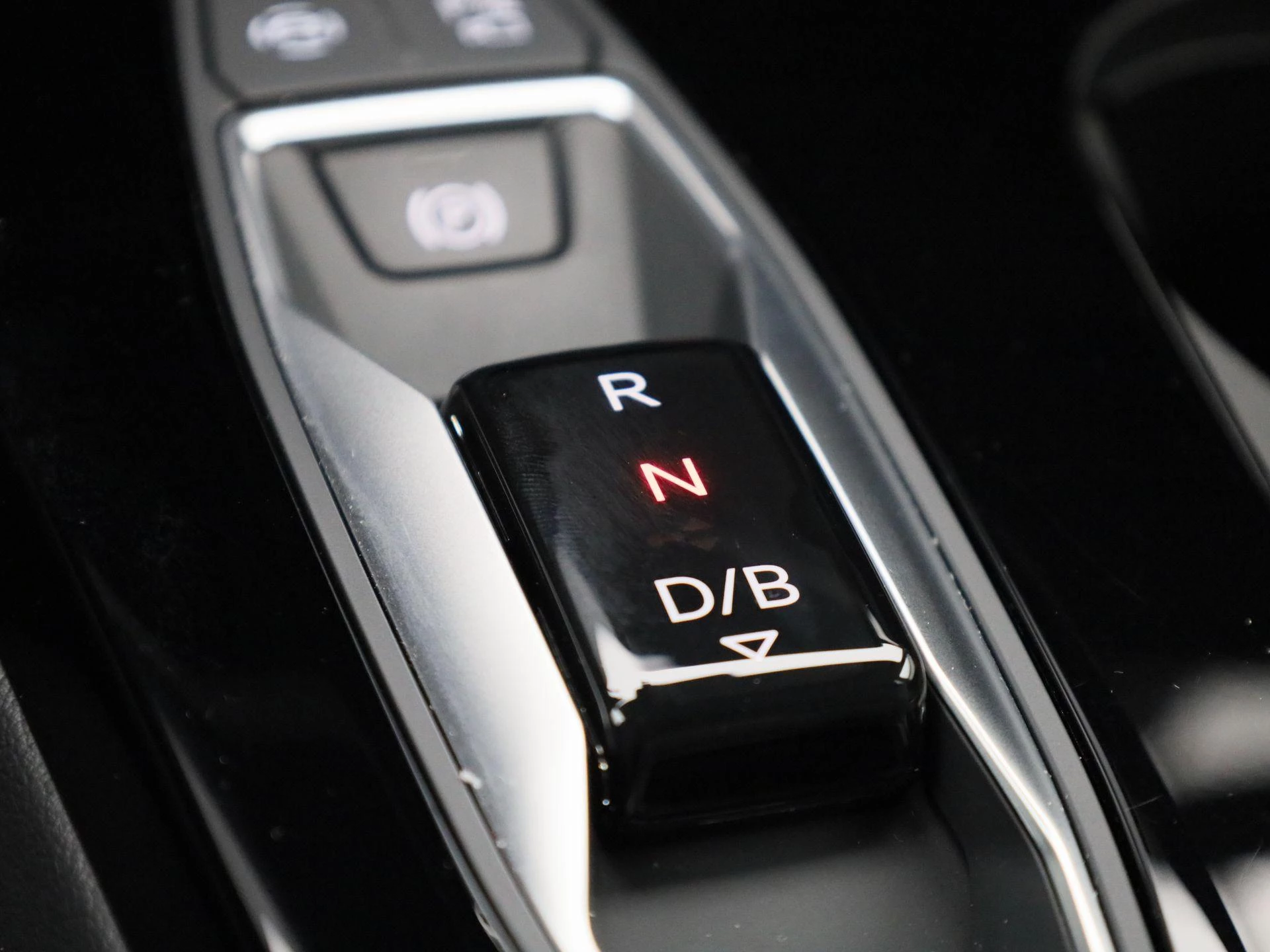 Audi-Q6 e-tron-image-21