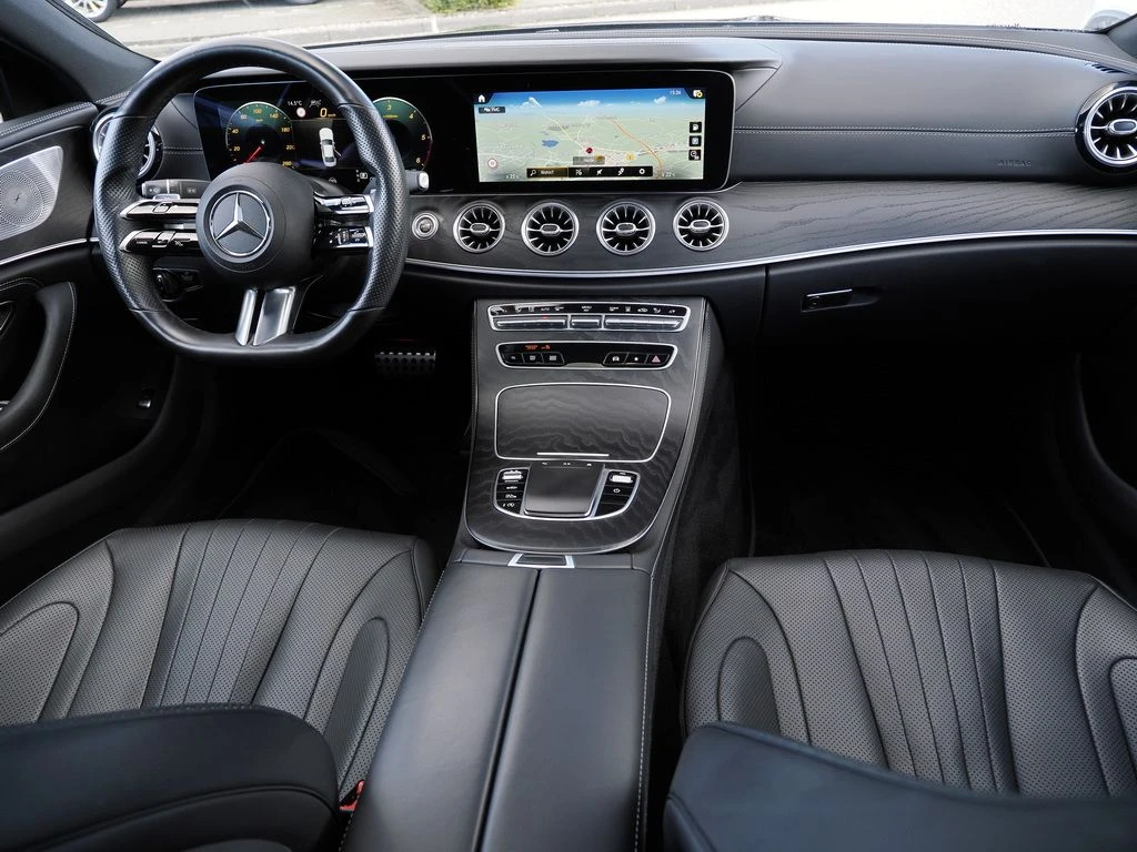 Mercedes-Benz-CLS 400 d-image-12