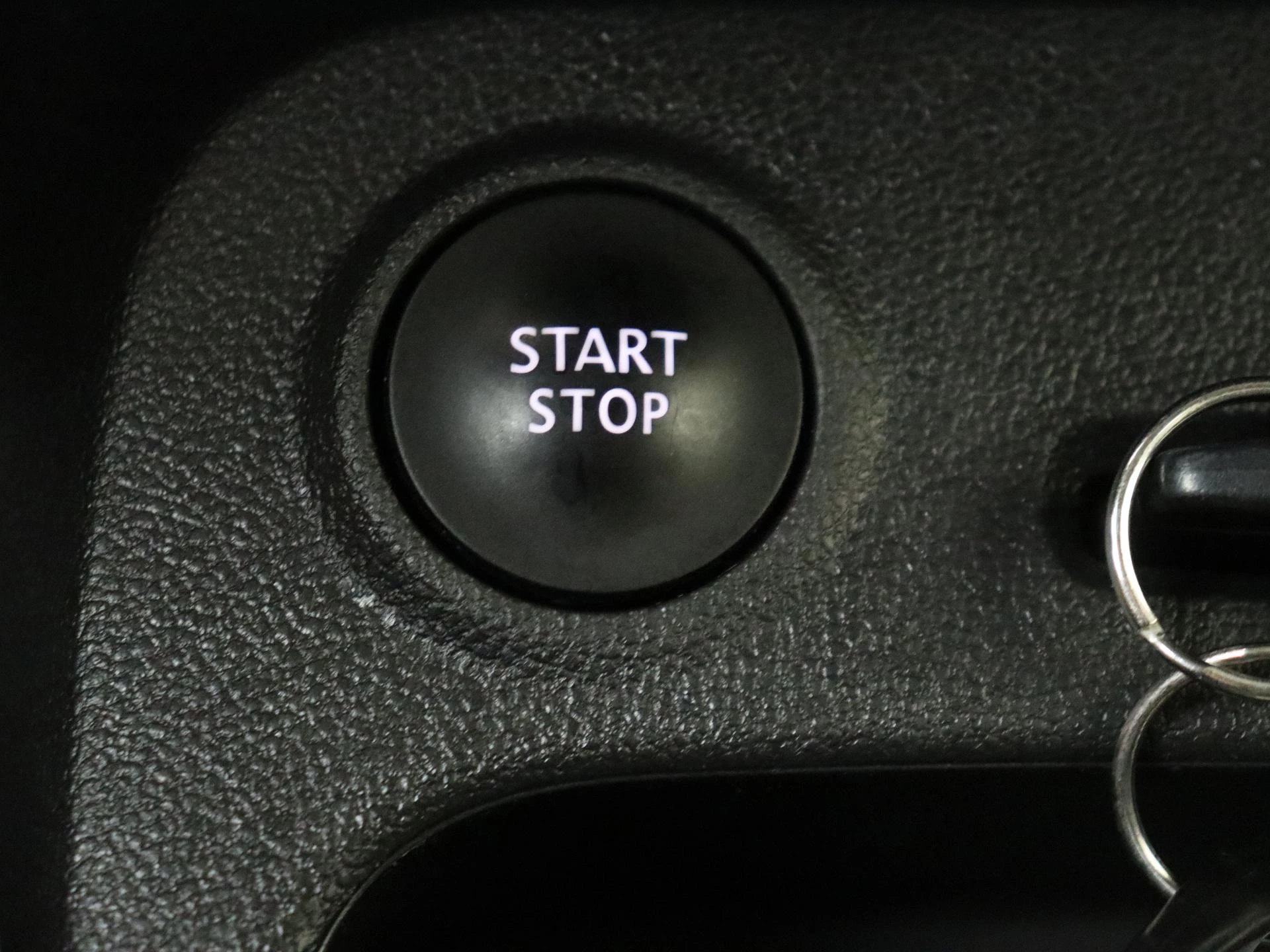 Renault-Captur-image-19