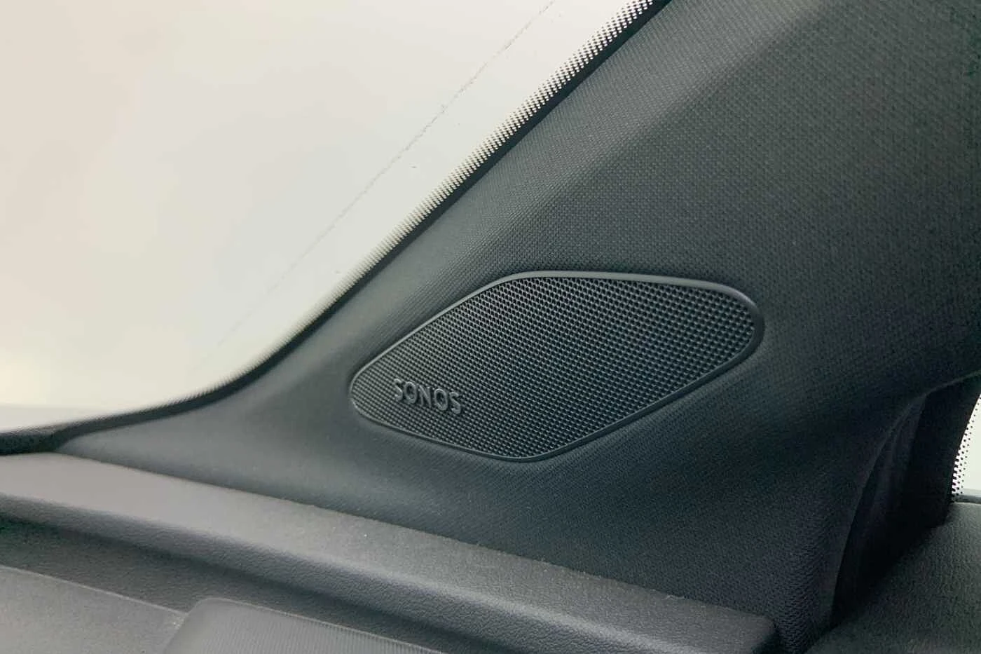 Audi-Q4 e-tron-image-15