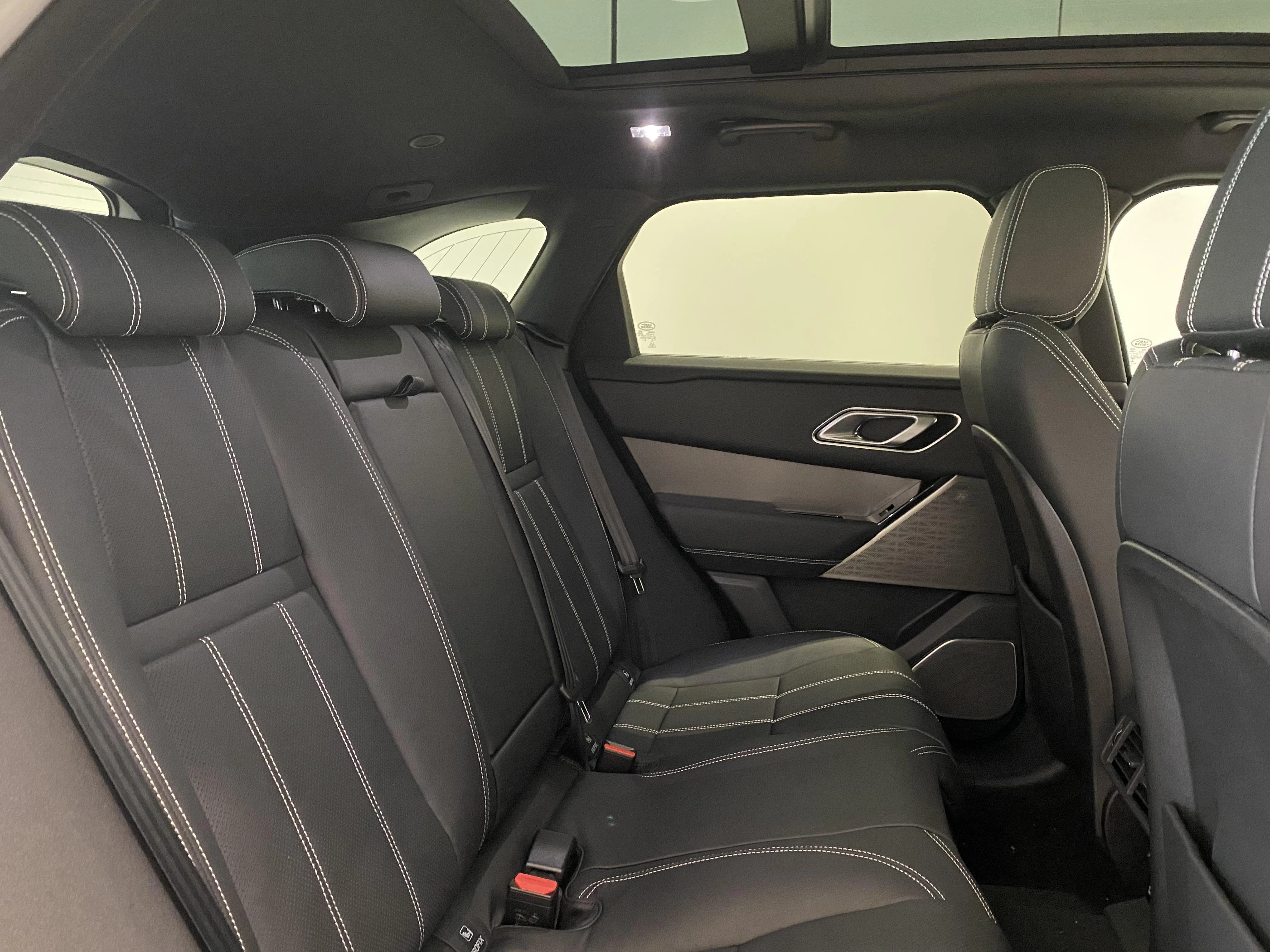 Land Rover Range Rover Velar SE P400e