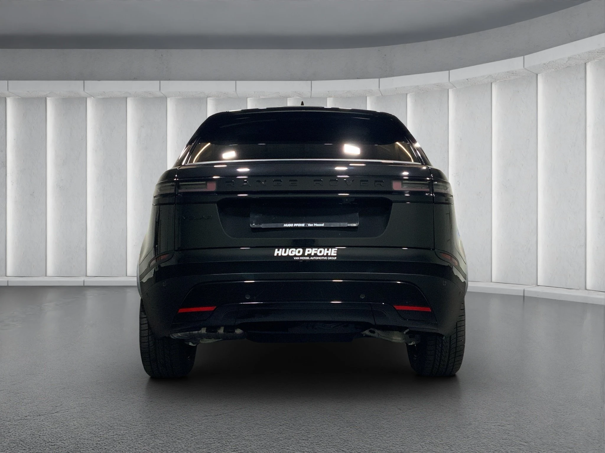Land Rover Range Rover Velar S 2.0 D200 AWD Geländewagen. 150 kW. 5-türig