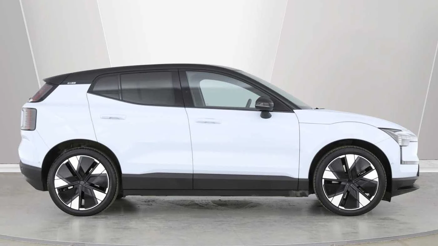 Volvo-EX30-image-1