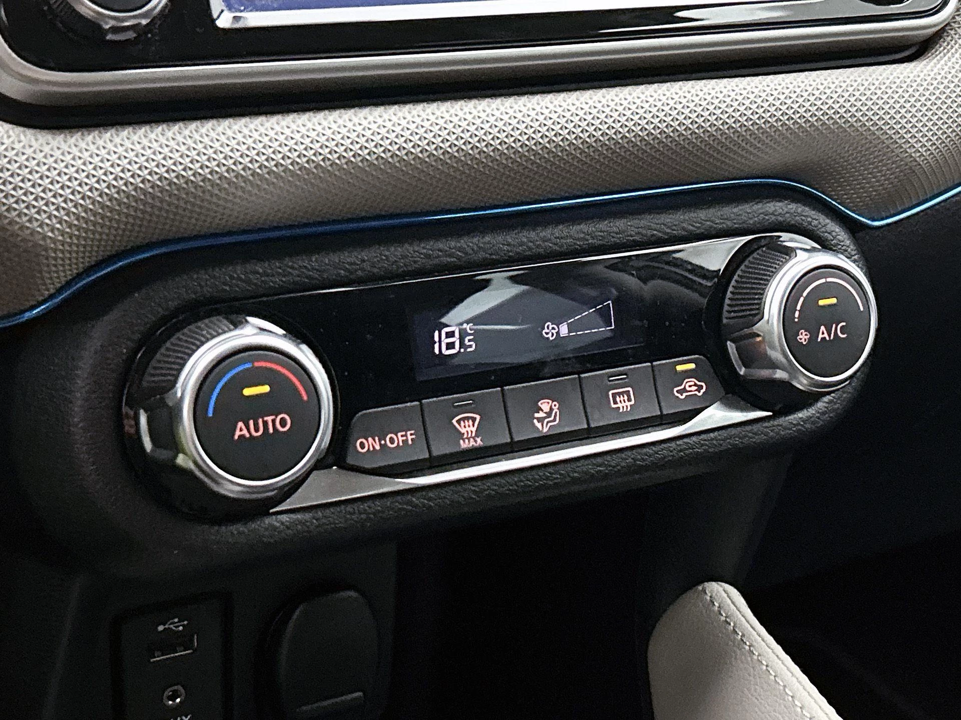 Nissan Micra 0.9 IG-T N-Connecta