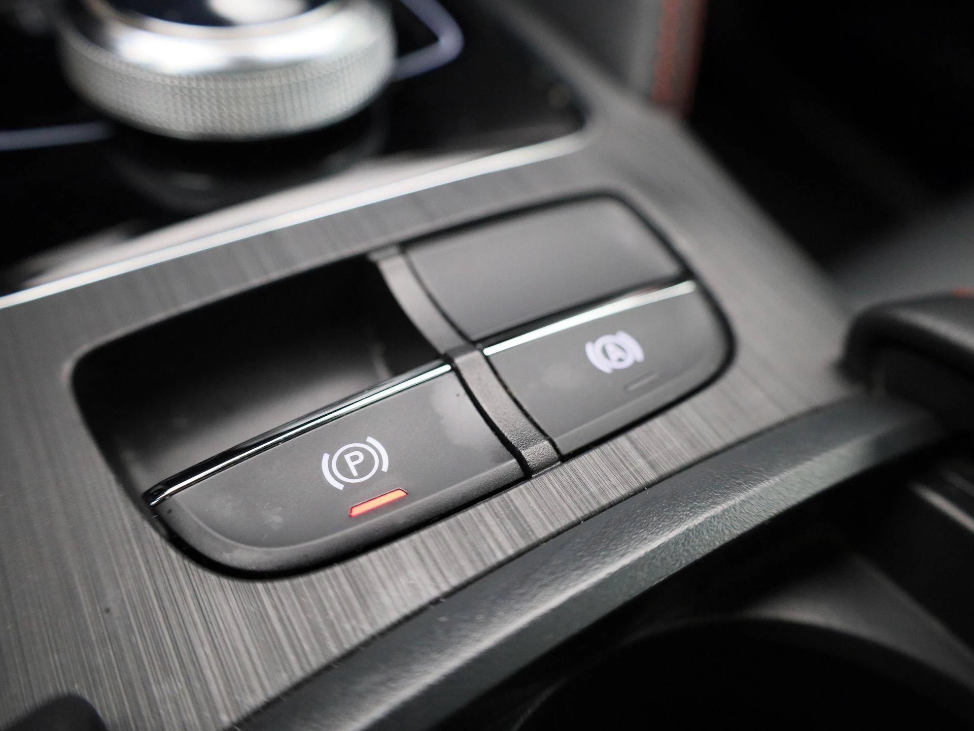 MG ZS EV Standard Range Luxury 50 kWh