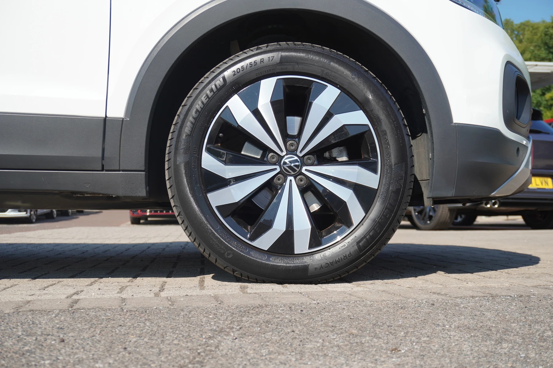 Volkswagen-T-Cross-image-21