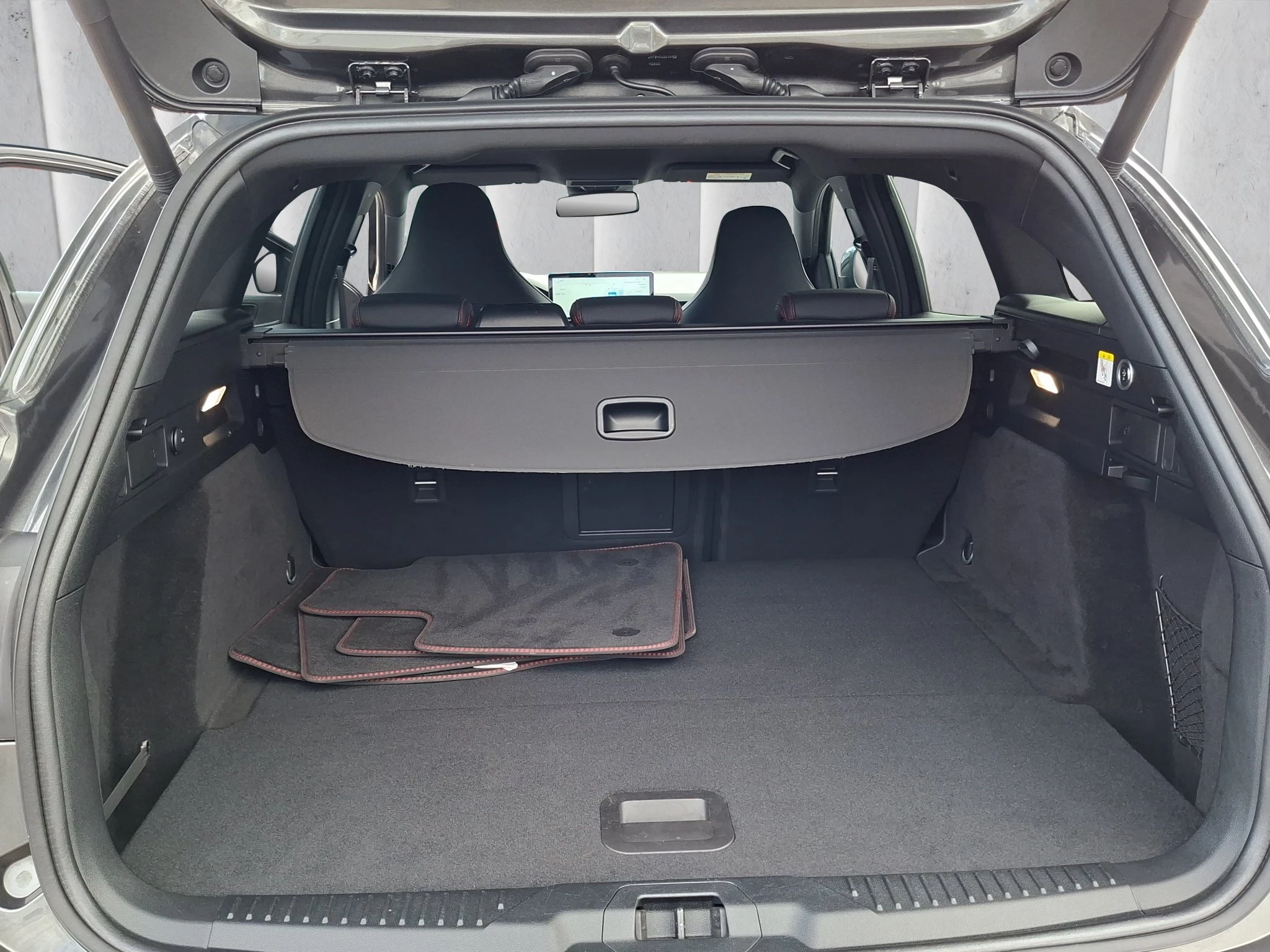 Ford Focus ST ST Turnier 2.3 EB Aut. | LED | AHK | ACC | RFK | SHZ | LMF | Navi
