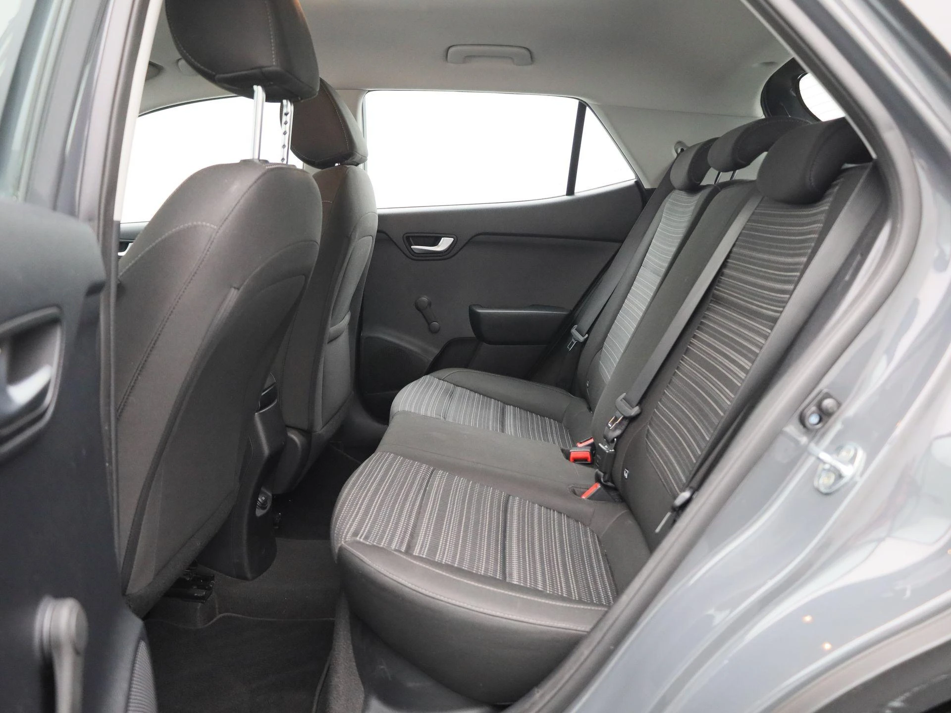 Kia-Stonic-image-11