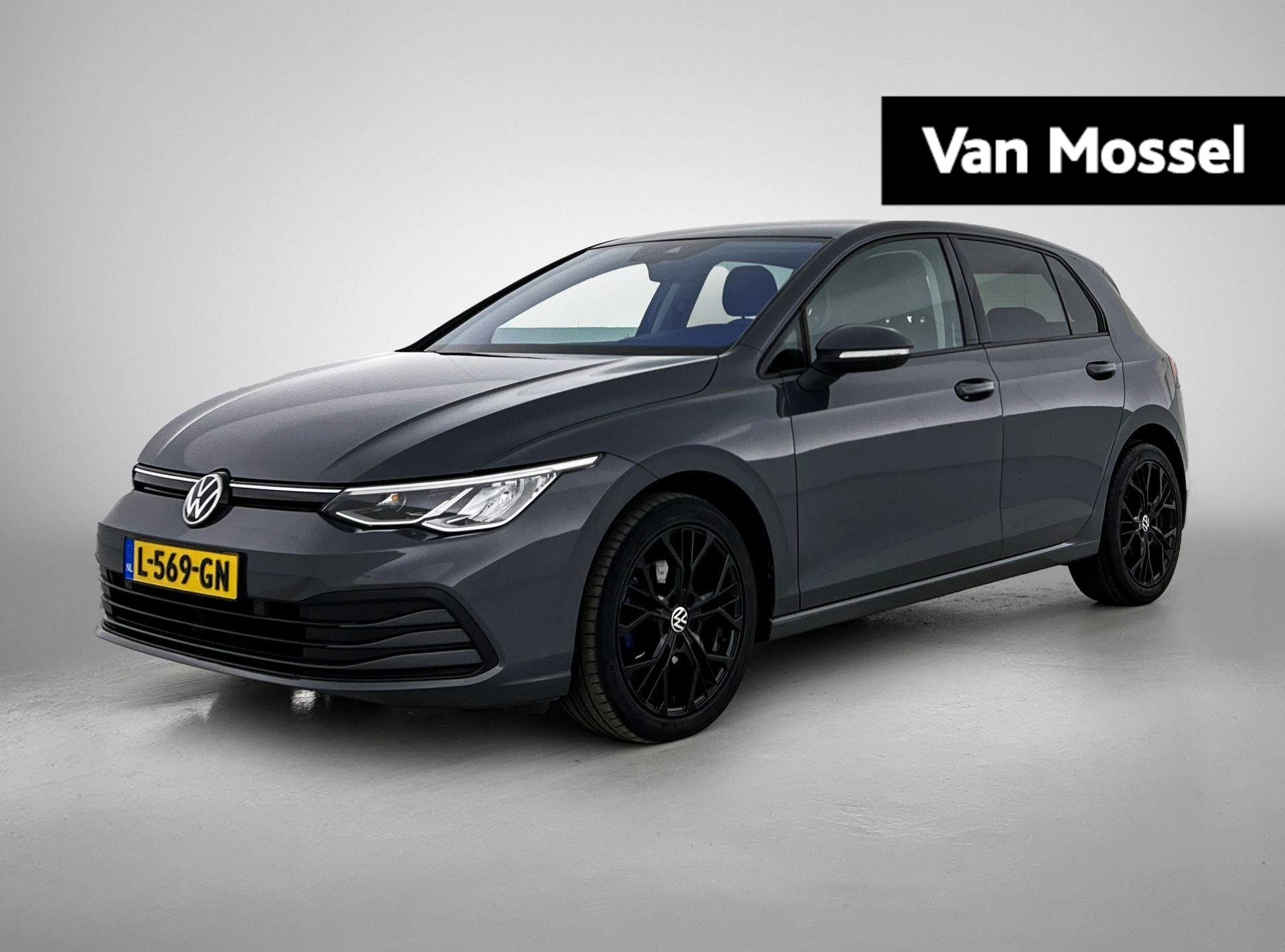 Volkswagen-Golf-image-0