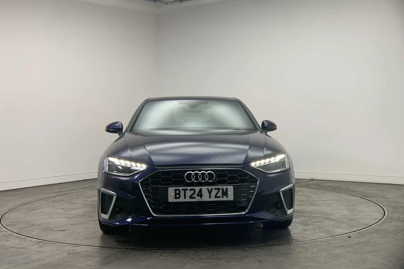 Audi-A4-image-6