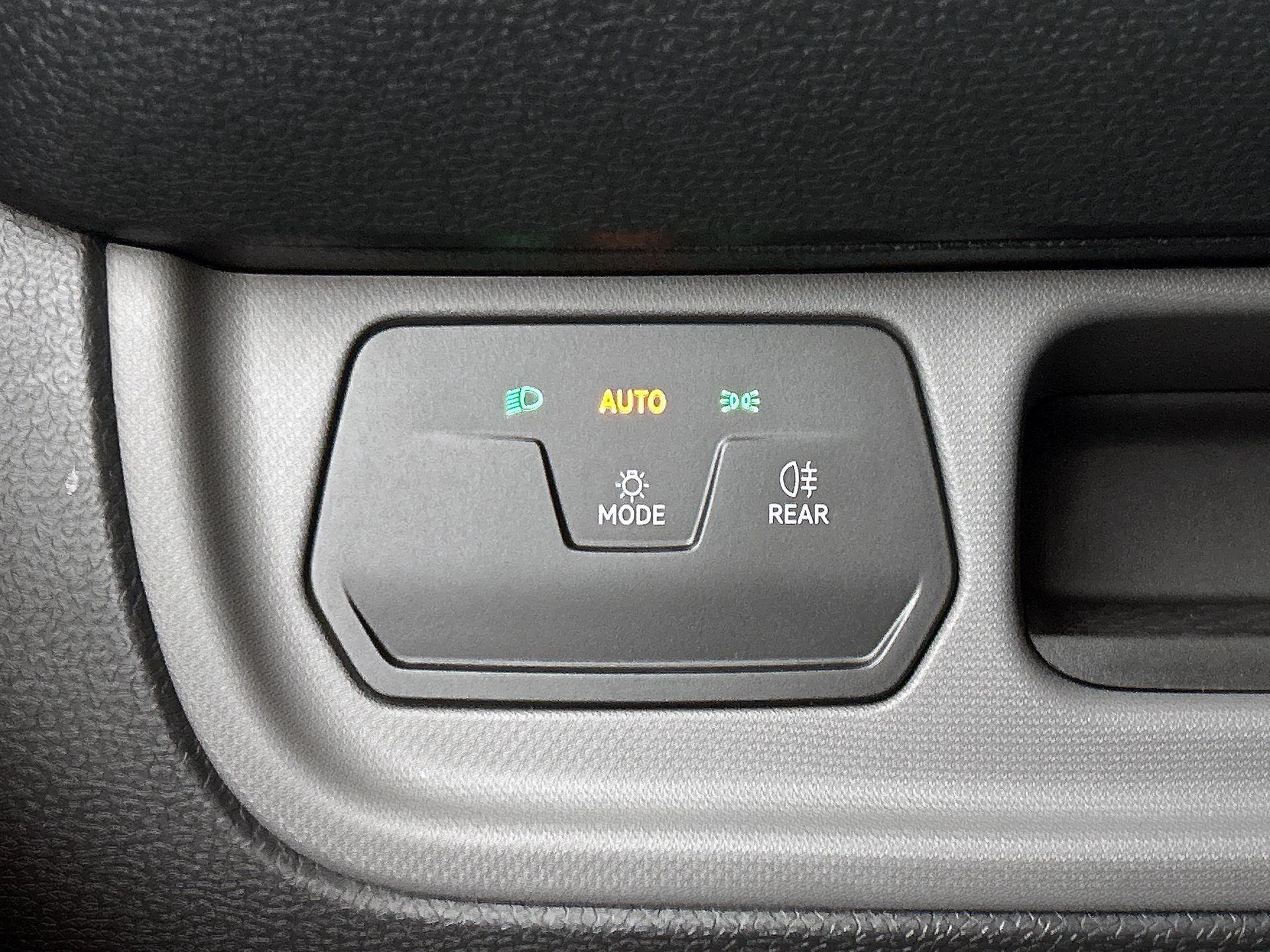 Volkswagen-ID. Buzz Cargo-image-27