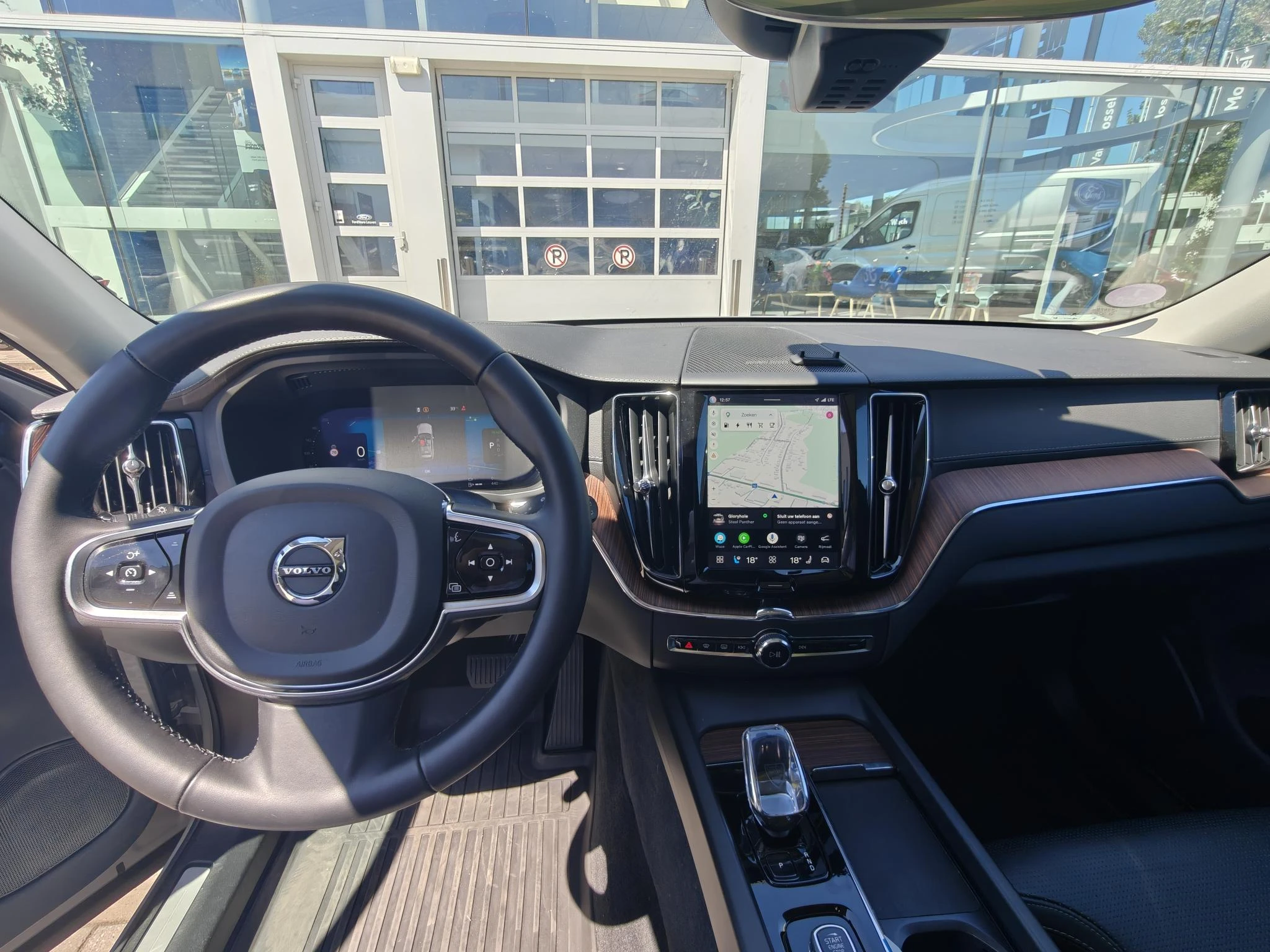 Volvo XC60 T6 PHEV 4x4 Ultimate Dark Aut.