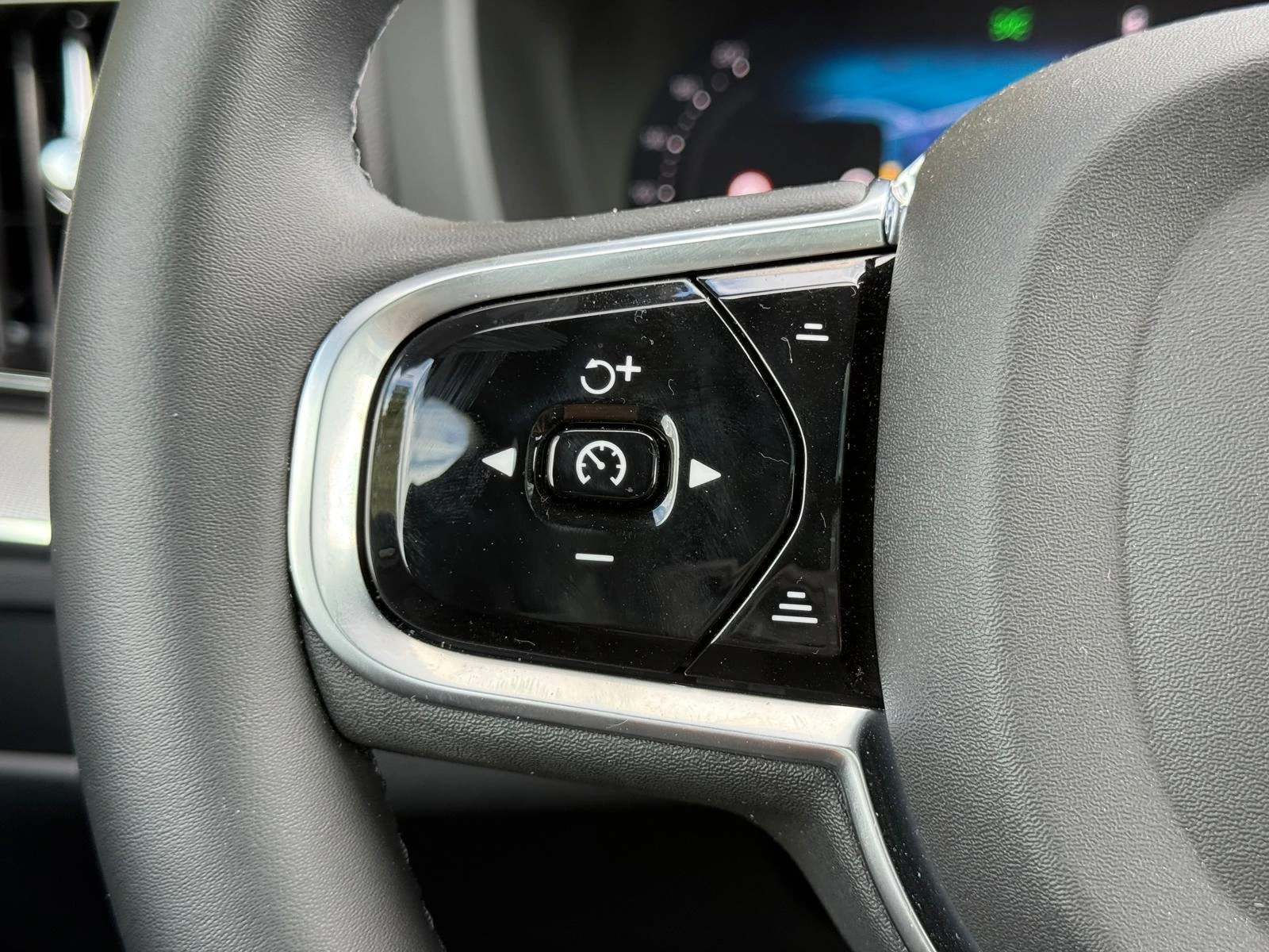 Volvo-XC60-image-22