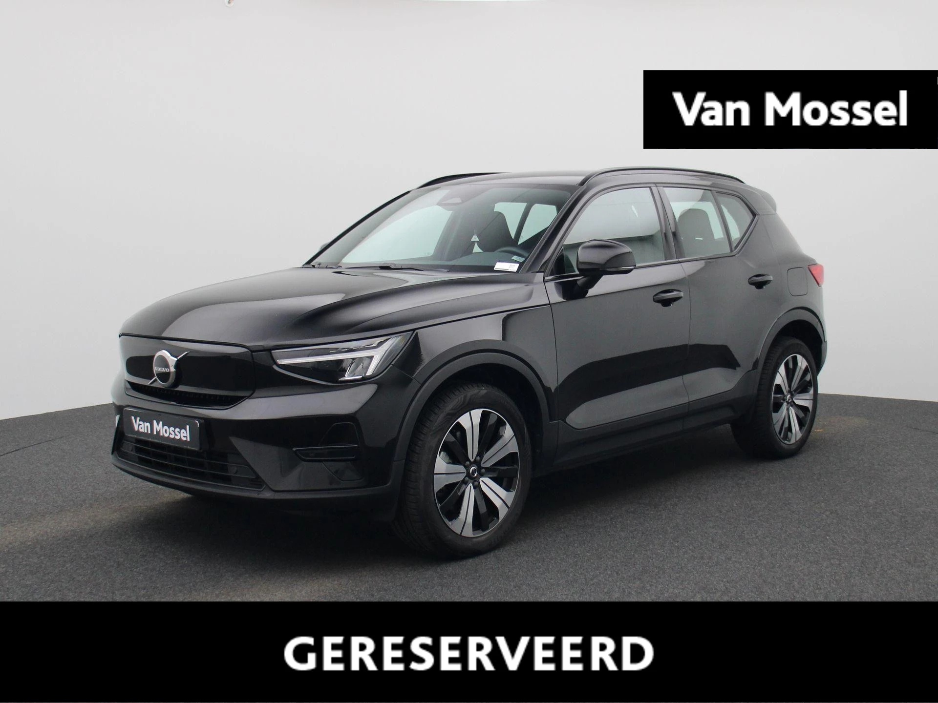 Volvo-XC40-image-0
