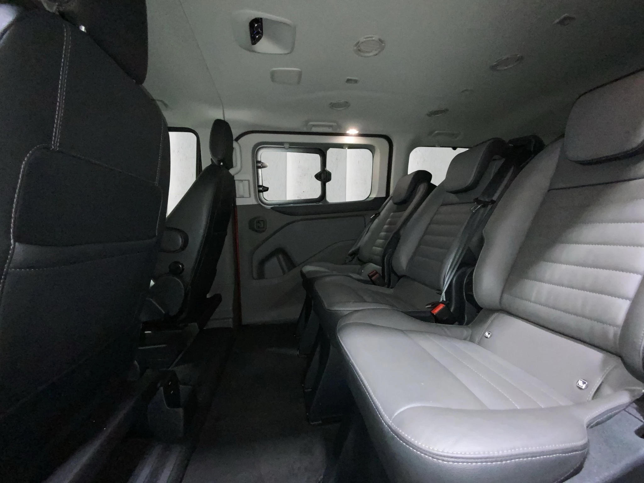 Ford Tourneo Custom Titanium X 320 L1H1 2.0 EcoBlue Automatik
