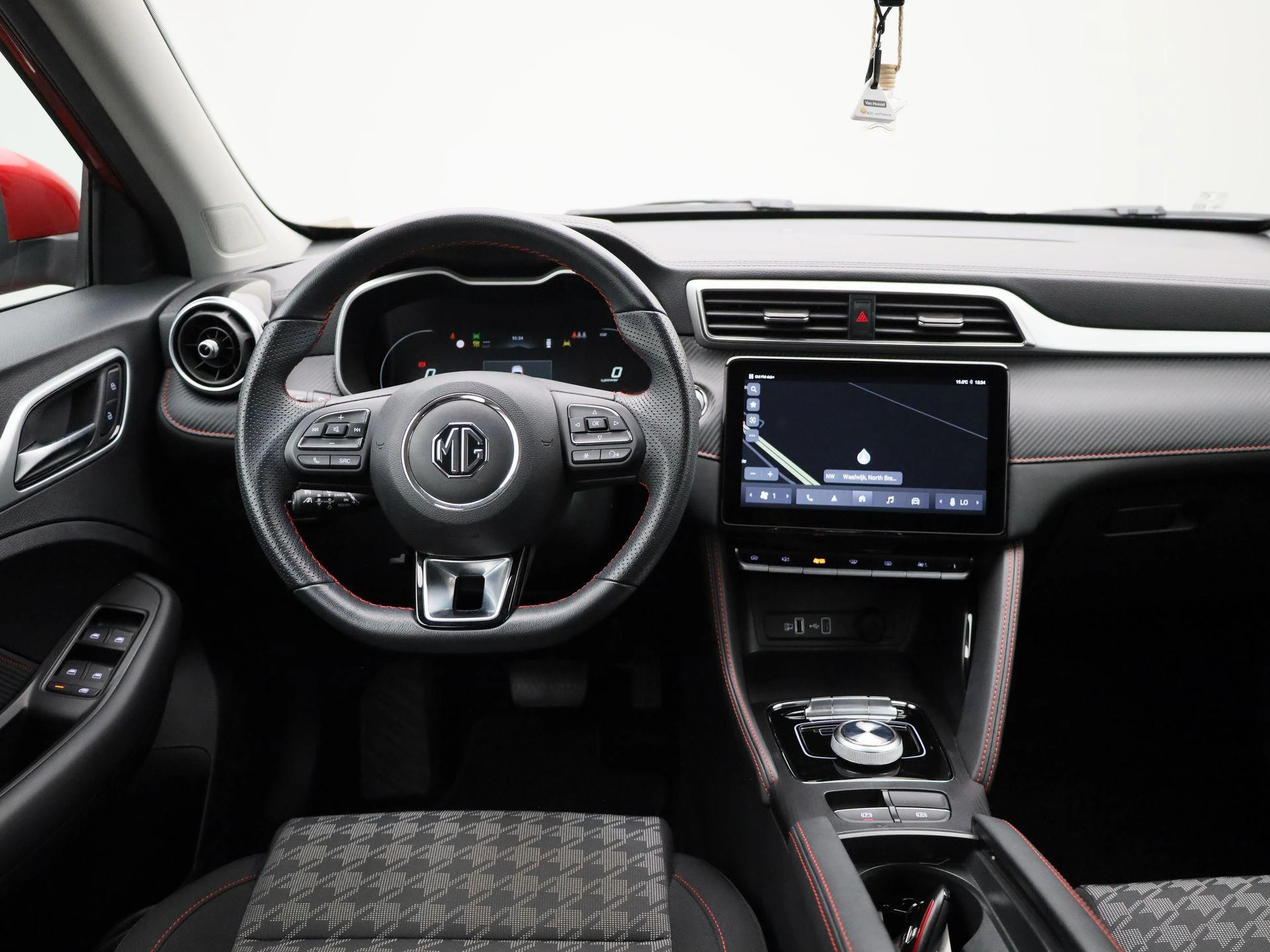 MG-ZS-image-6
