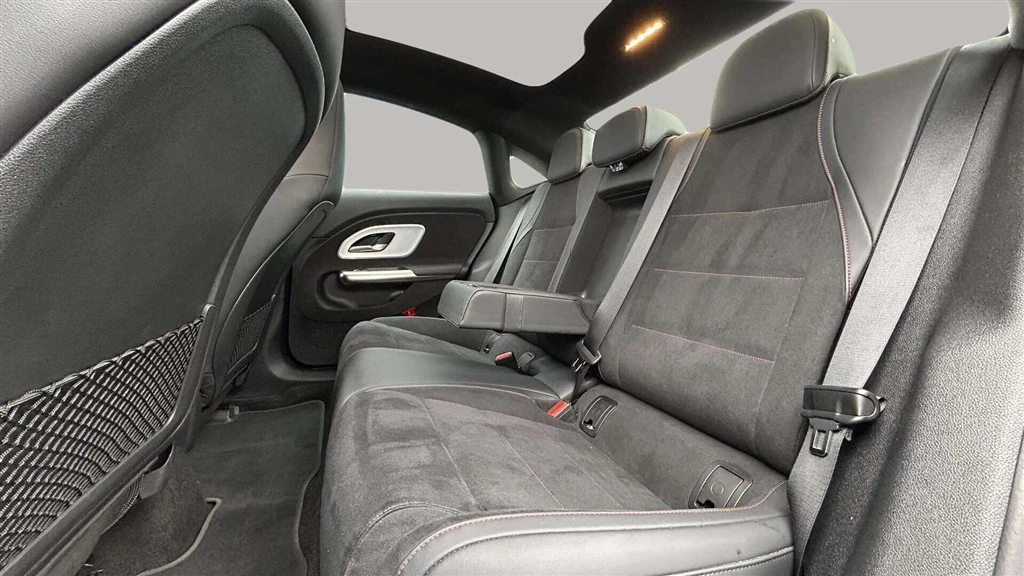 Mercedes-Benz-CLA-image-22
