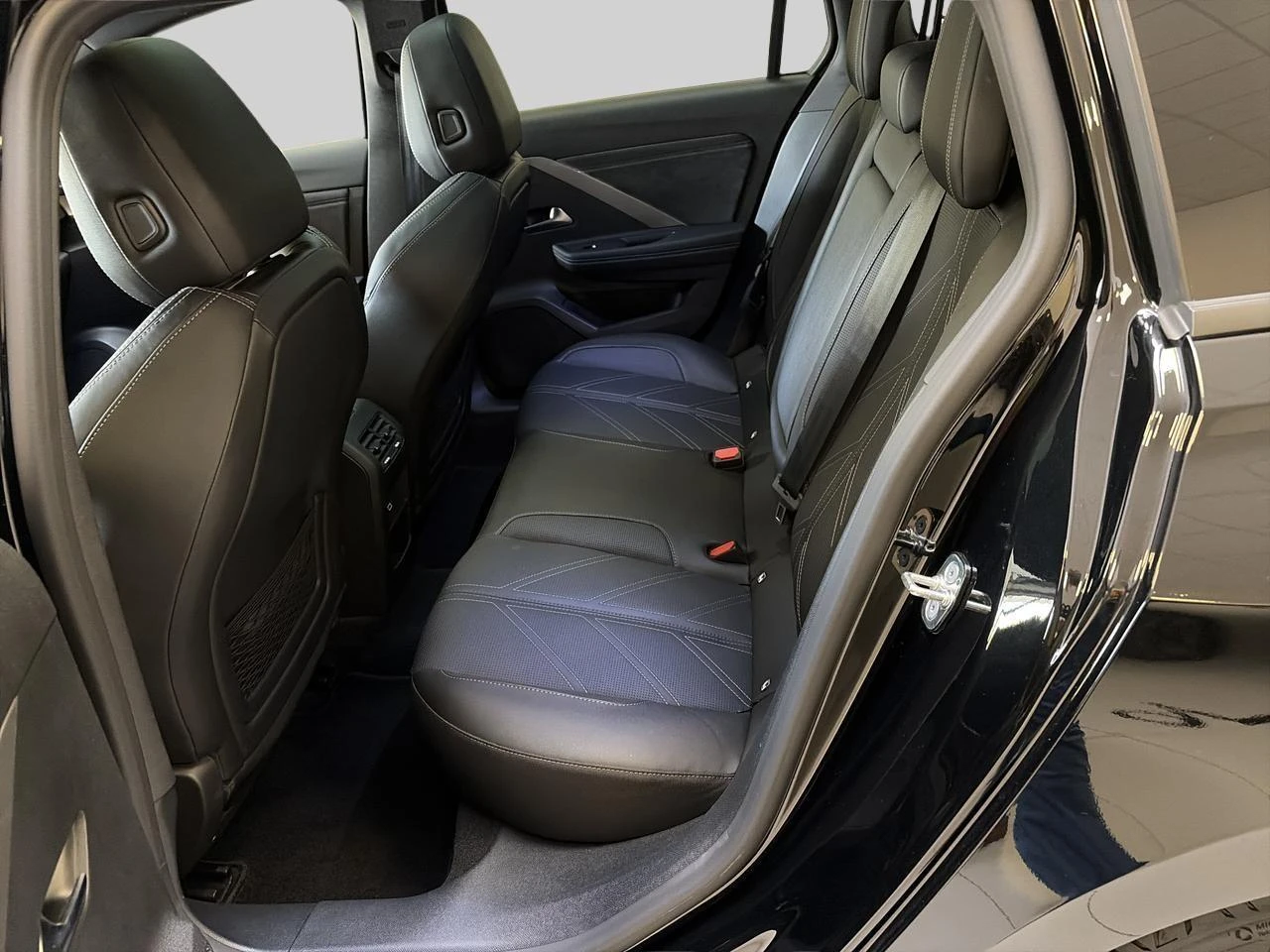 Opel-Astra-image-13