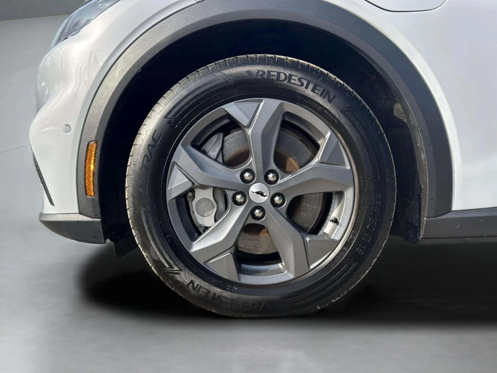 Ford-Mustang Mach-E-image-8