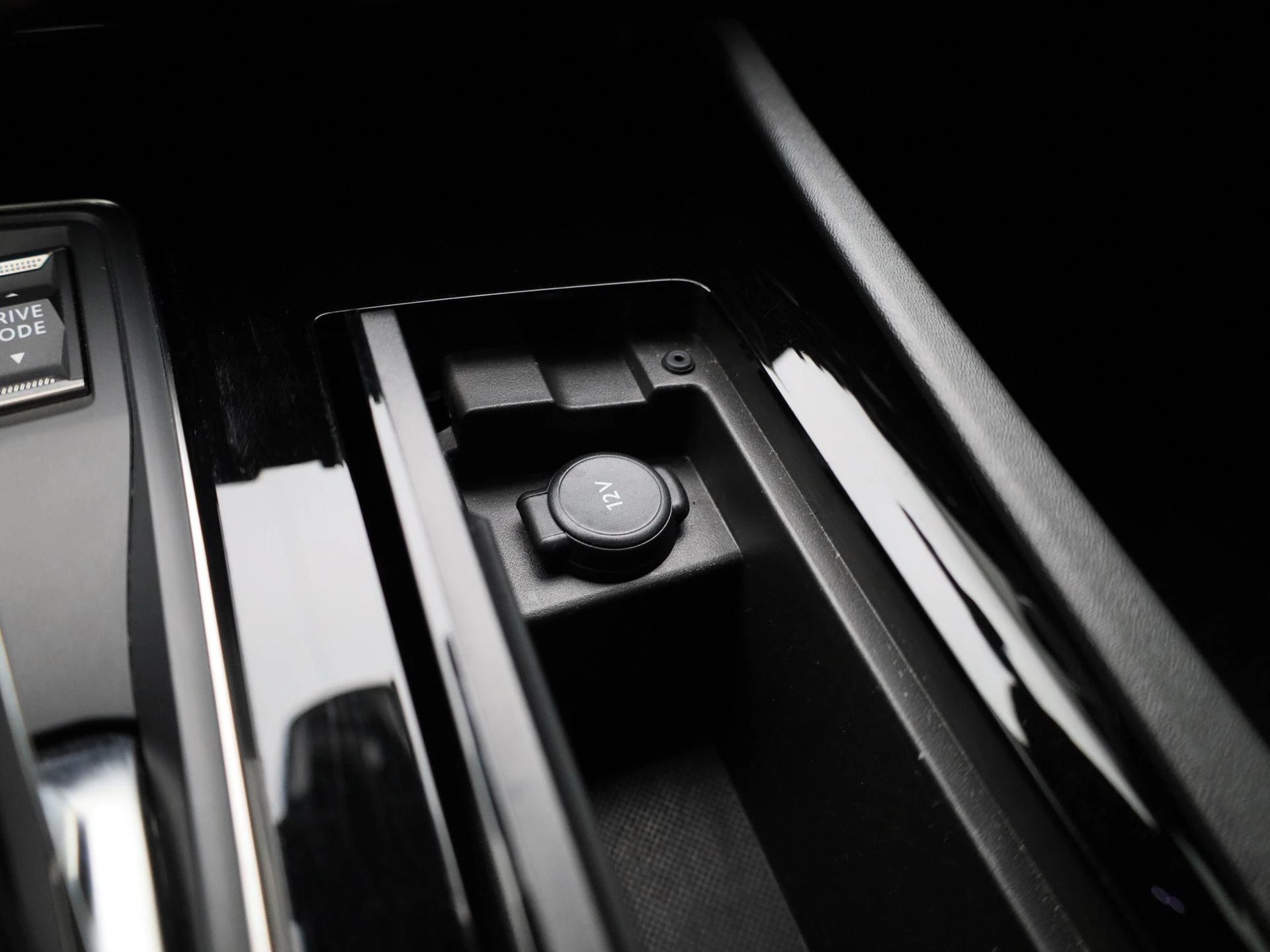 Peugeot-508-image-32
