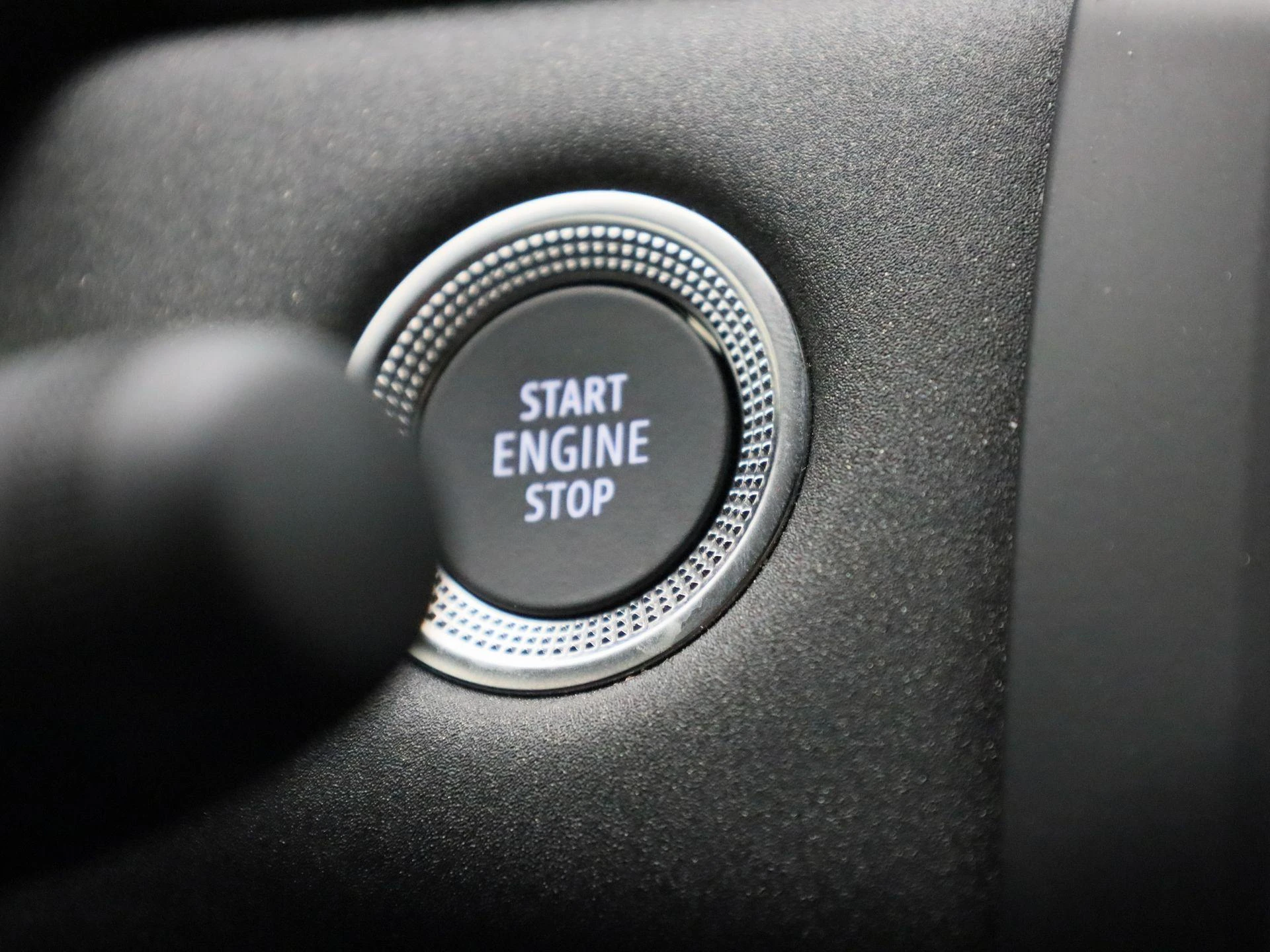 Renault-Captur-image-18