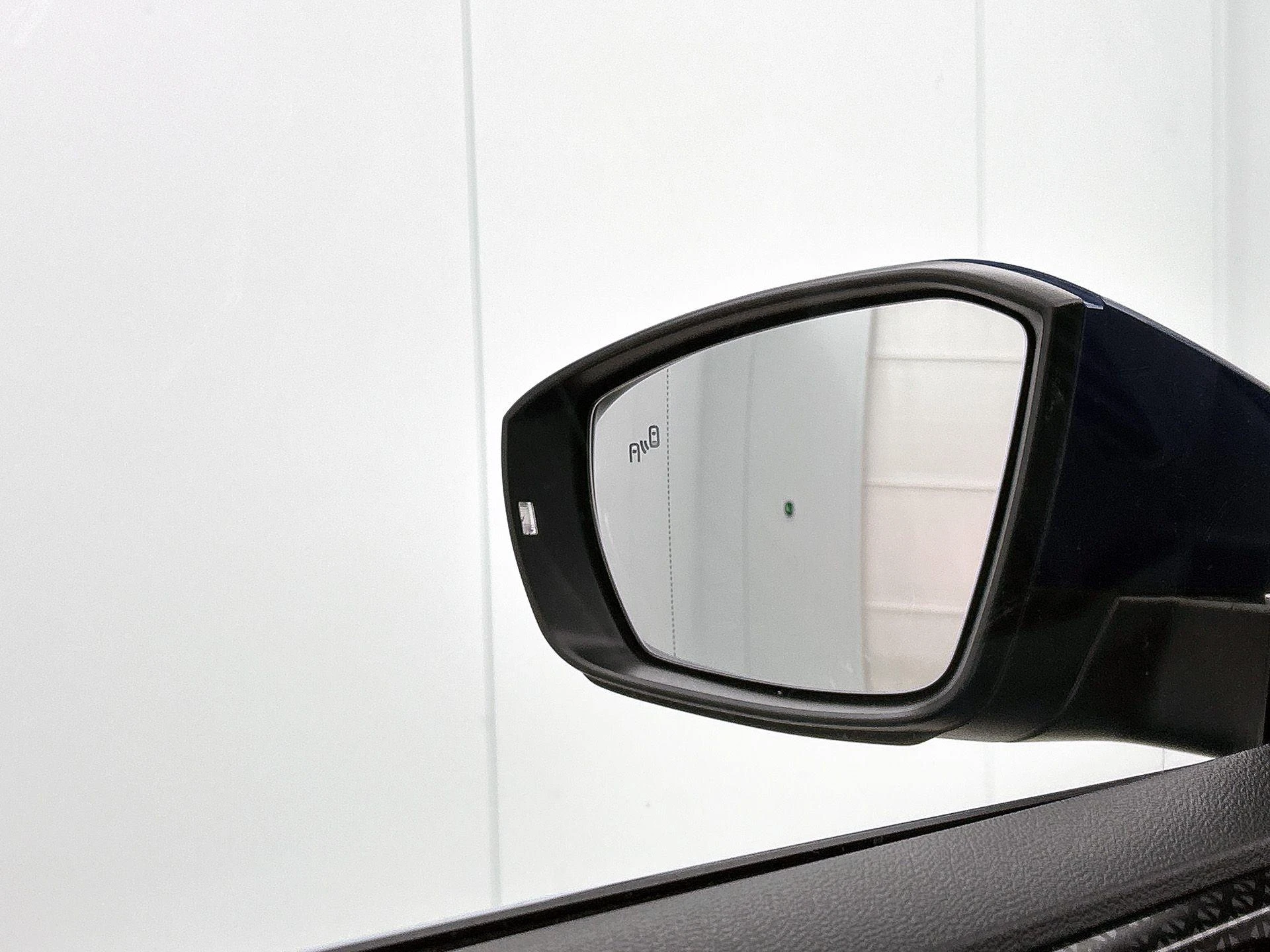 Volkswagen-T-Cross-image-19
