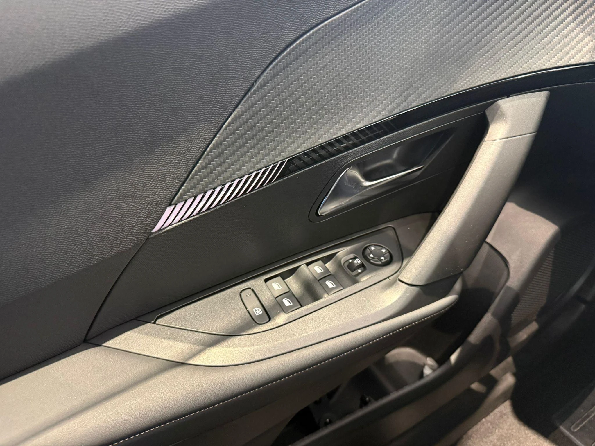 Peugeot-2008-image-17