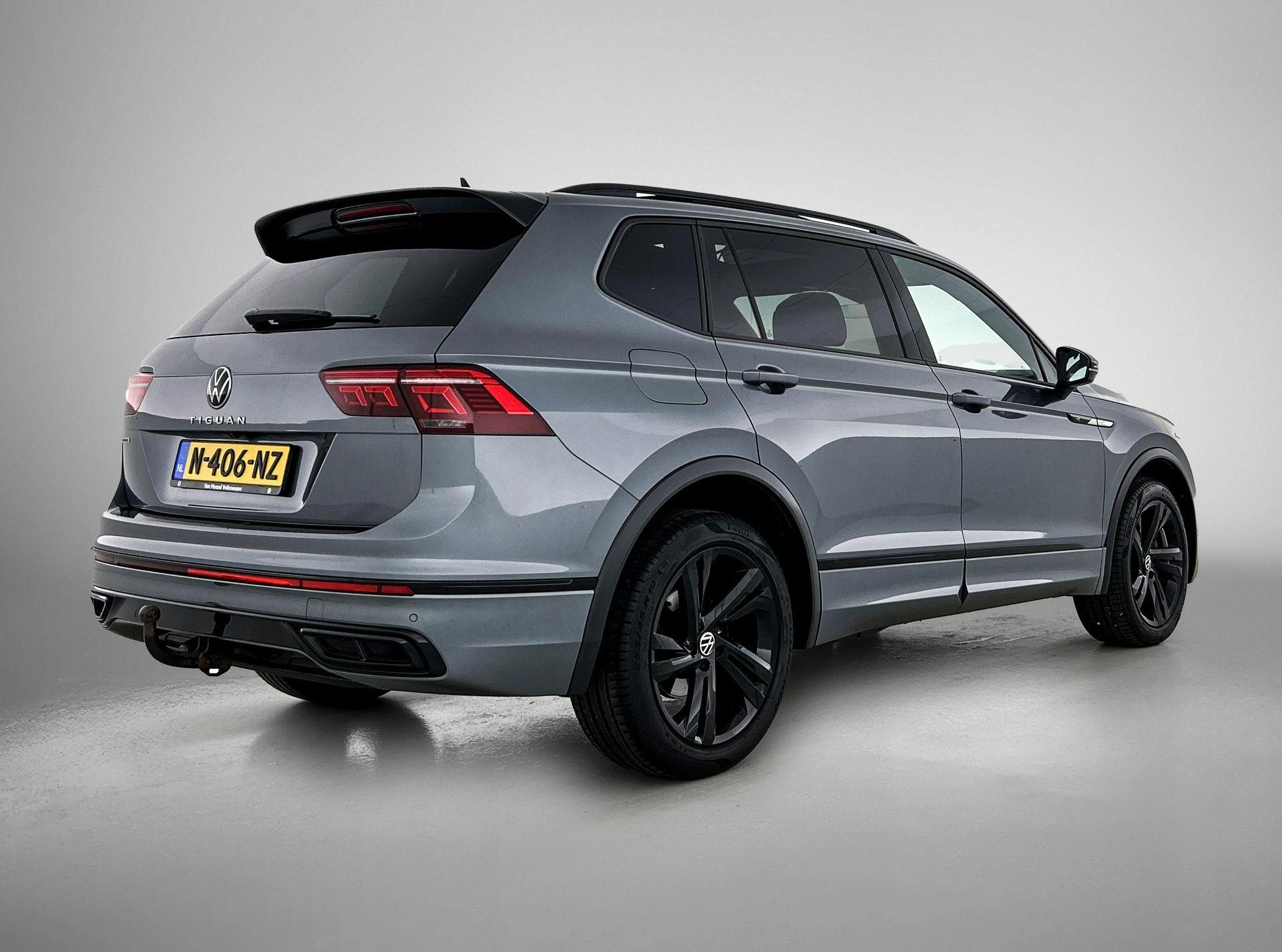 Volkswagen-Tiguan Allspace-image-3