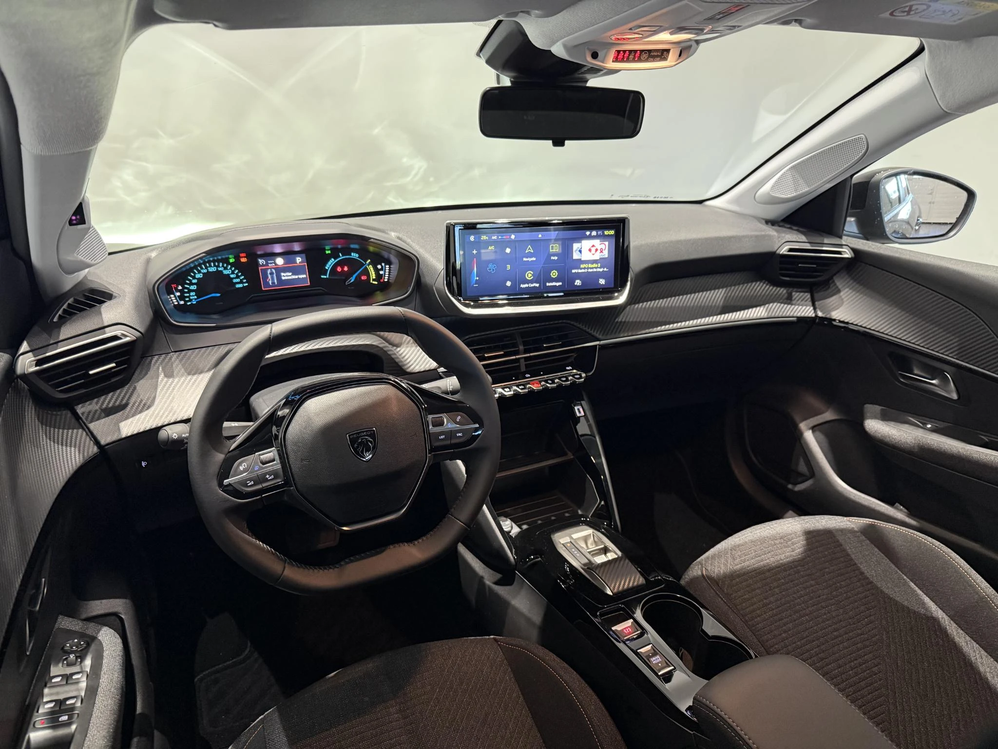 Peugeot 208 1.2 Hybrid 110 e-DCS6 Business