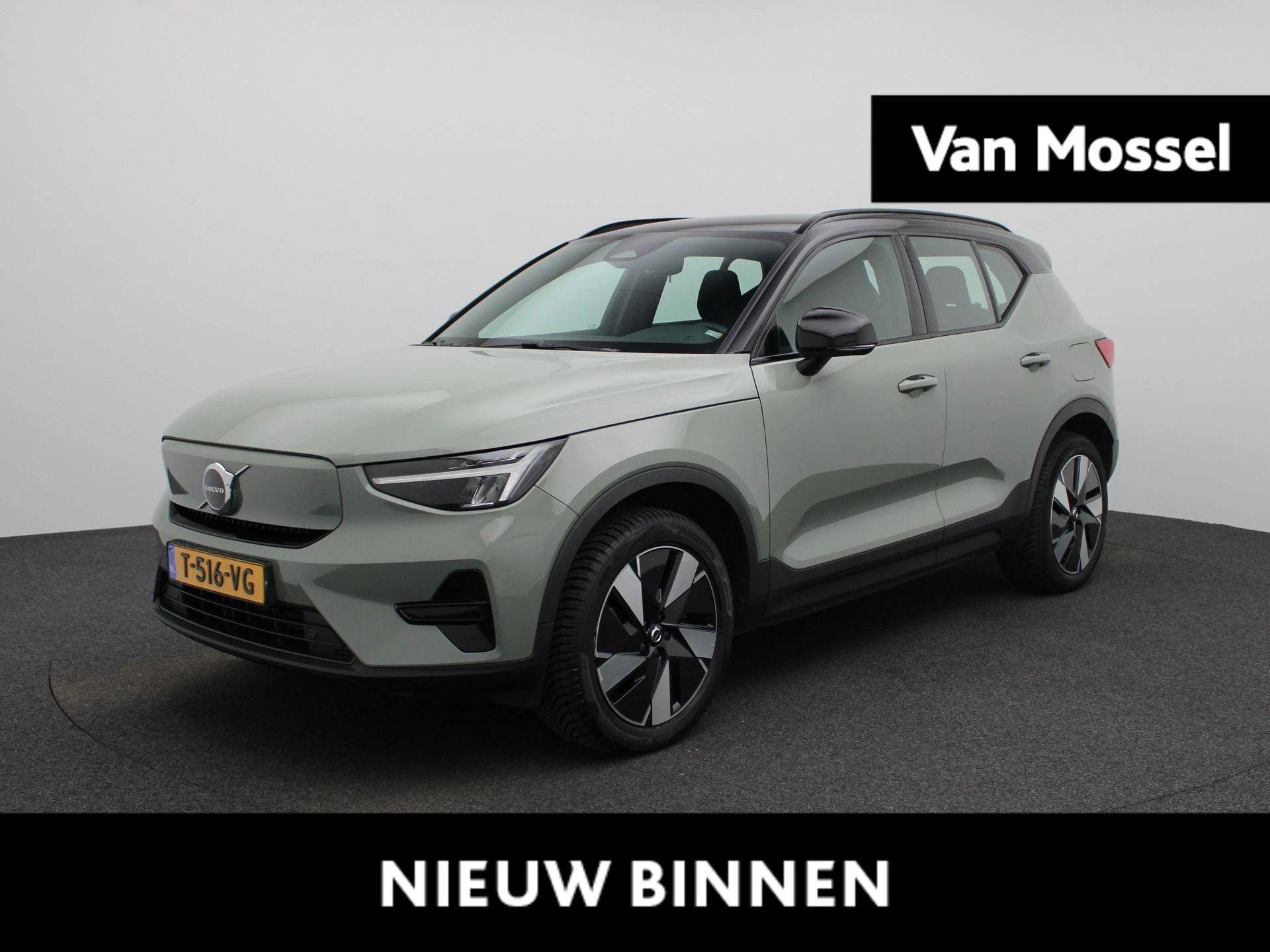 Volvo-XC40-image-0