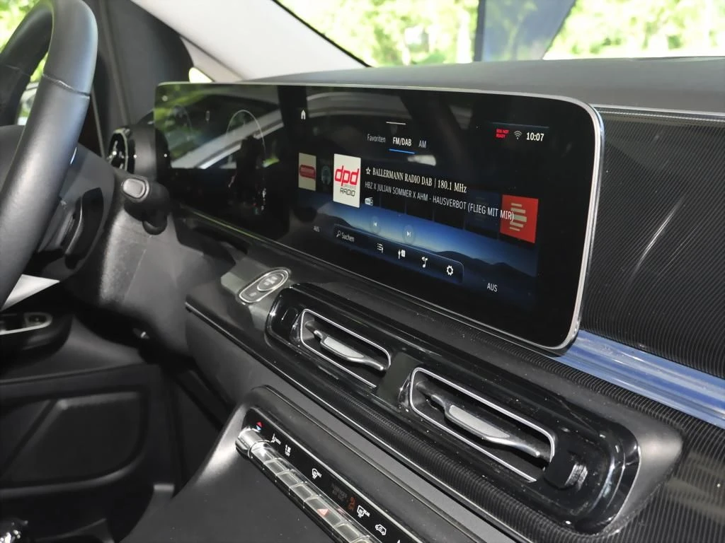 Mercedes-Benz-V-Klasse 220 d-image-10