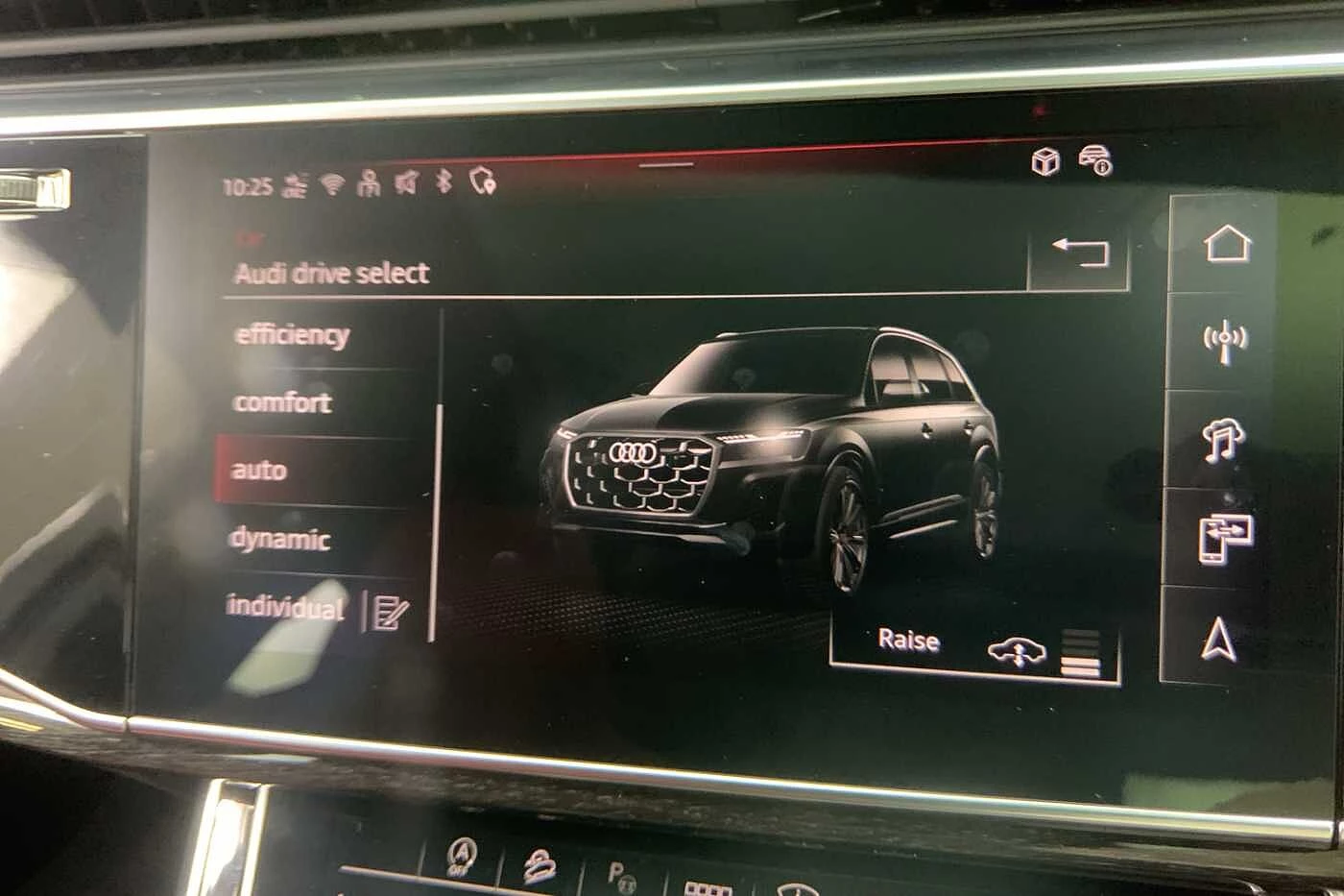 Audi-SQ7-image-33