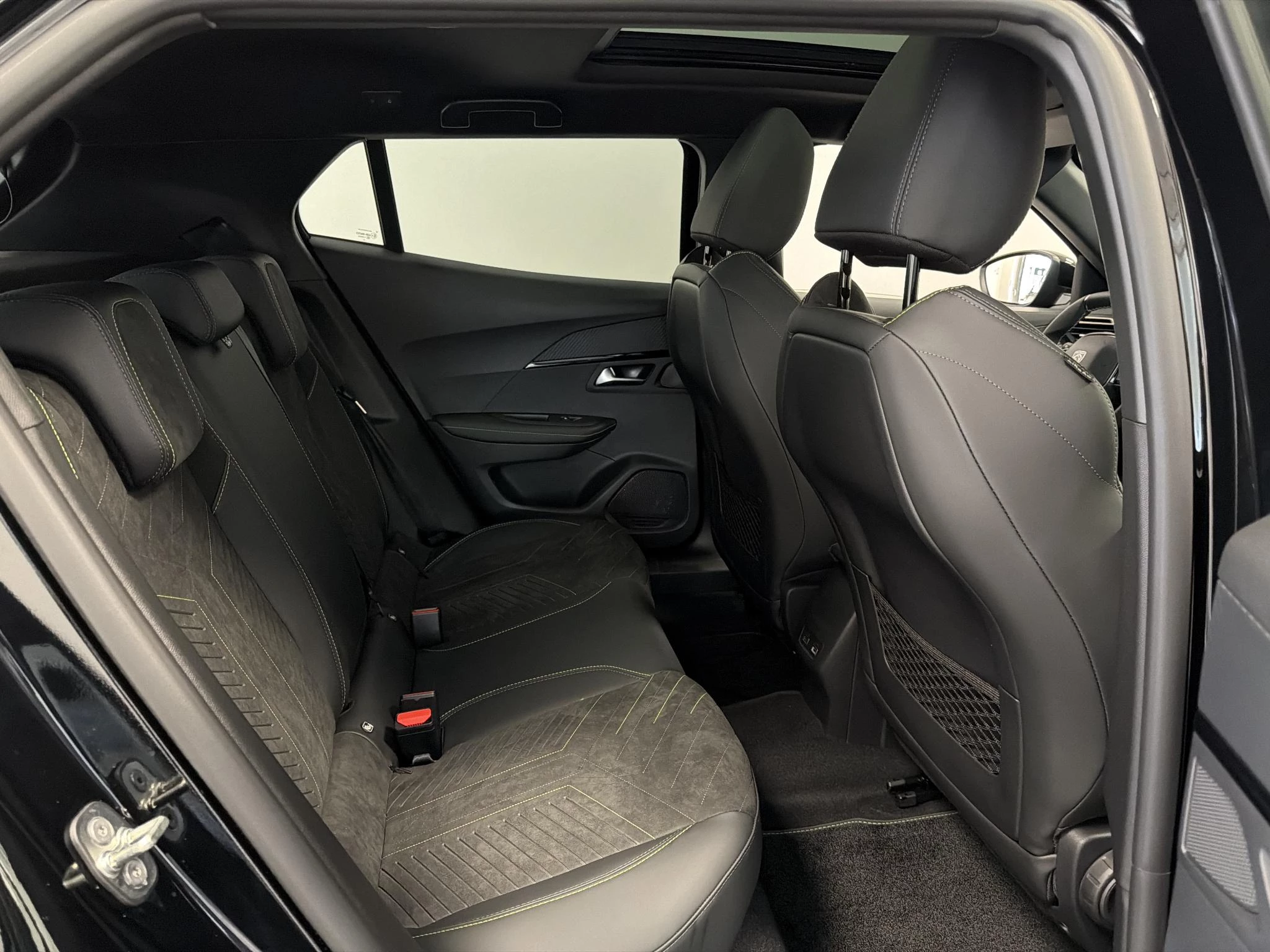 Peugeot-2008-image-7