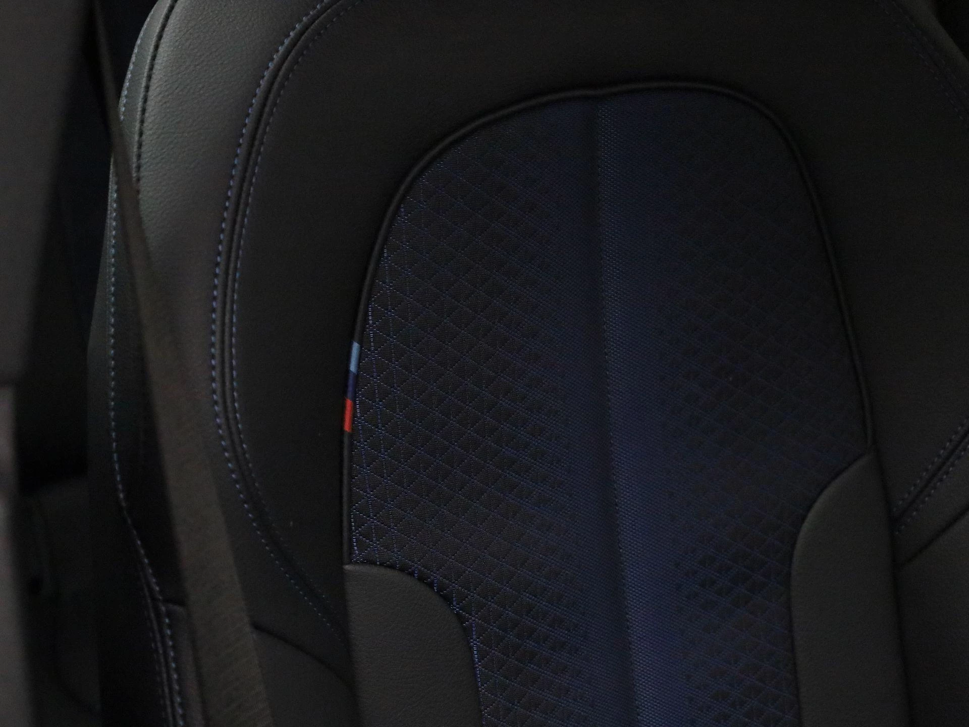 BMW-2 Serie-image-39