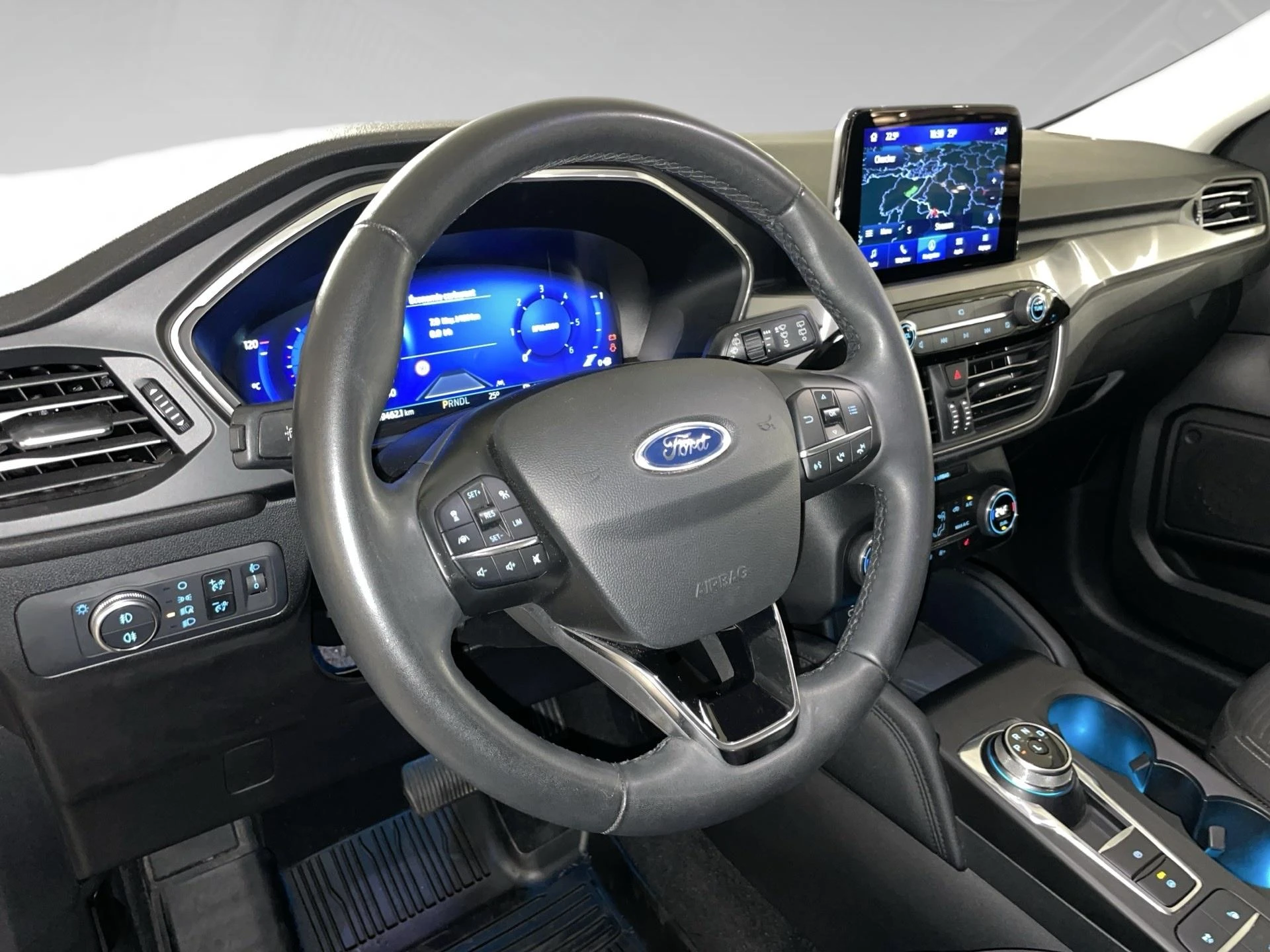 Ford-Kuga-image-7