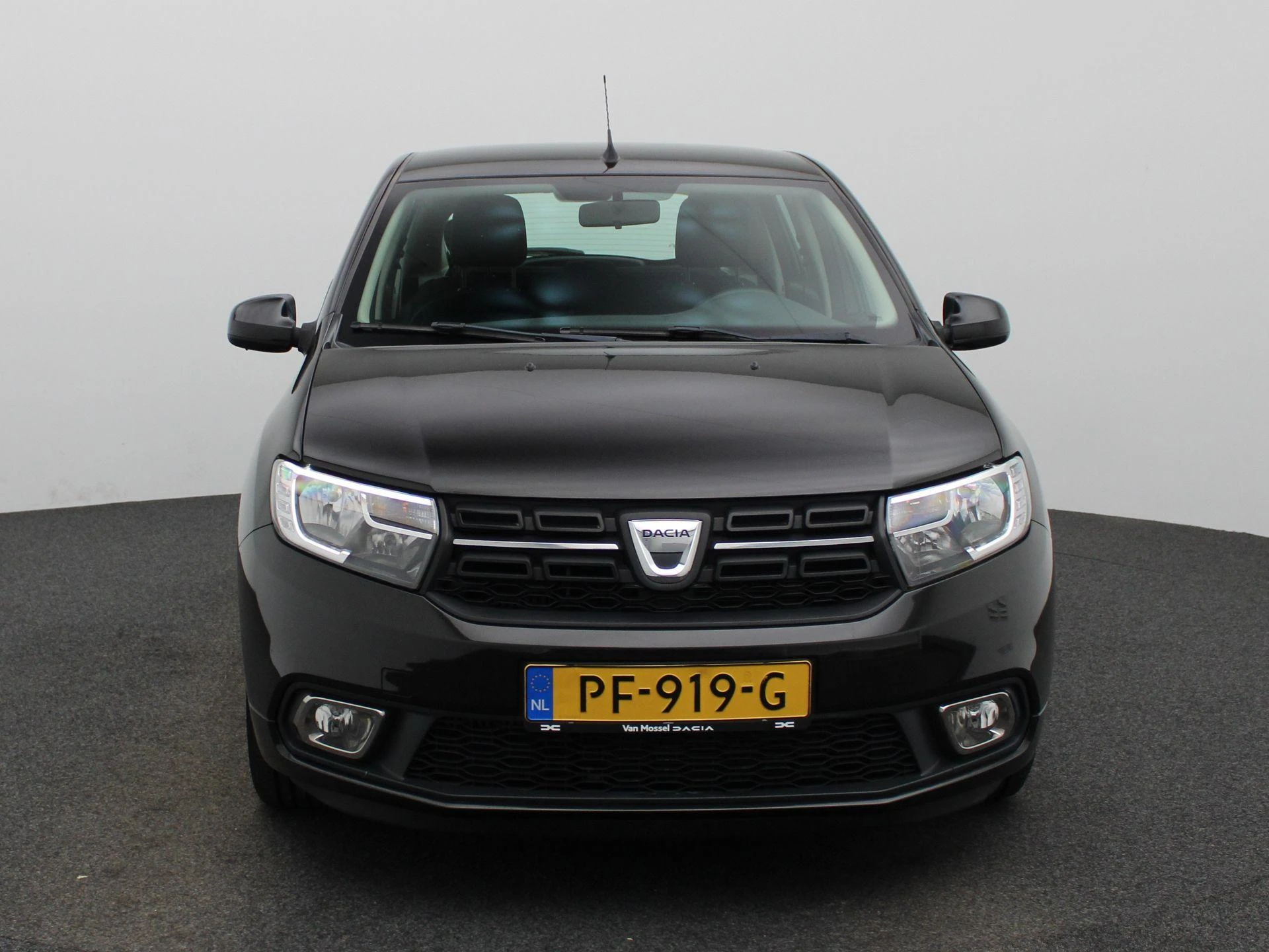 Dacia-Sandero-image-2