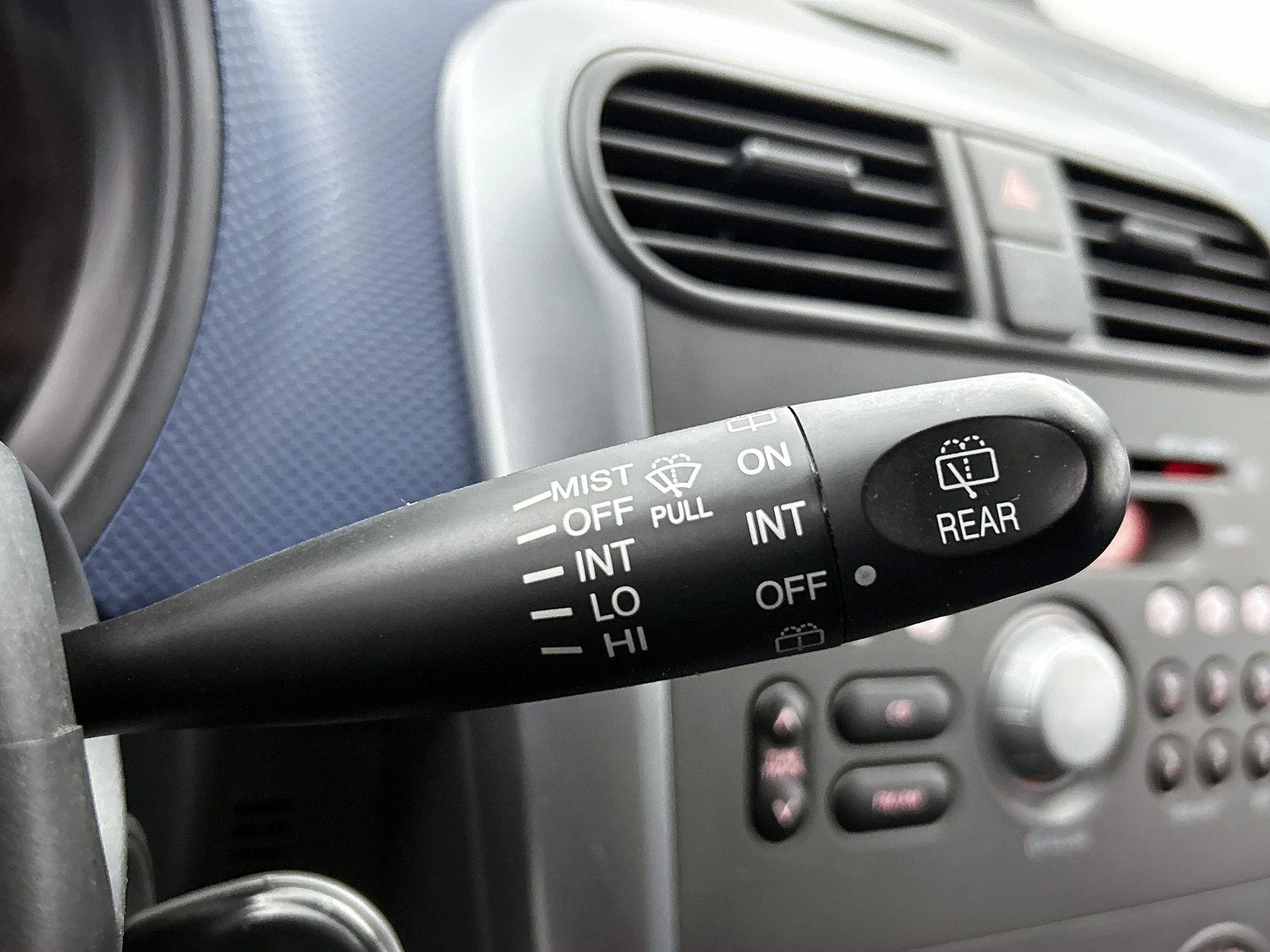 Opel-Agila-image-8