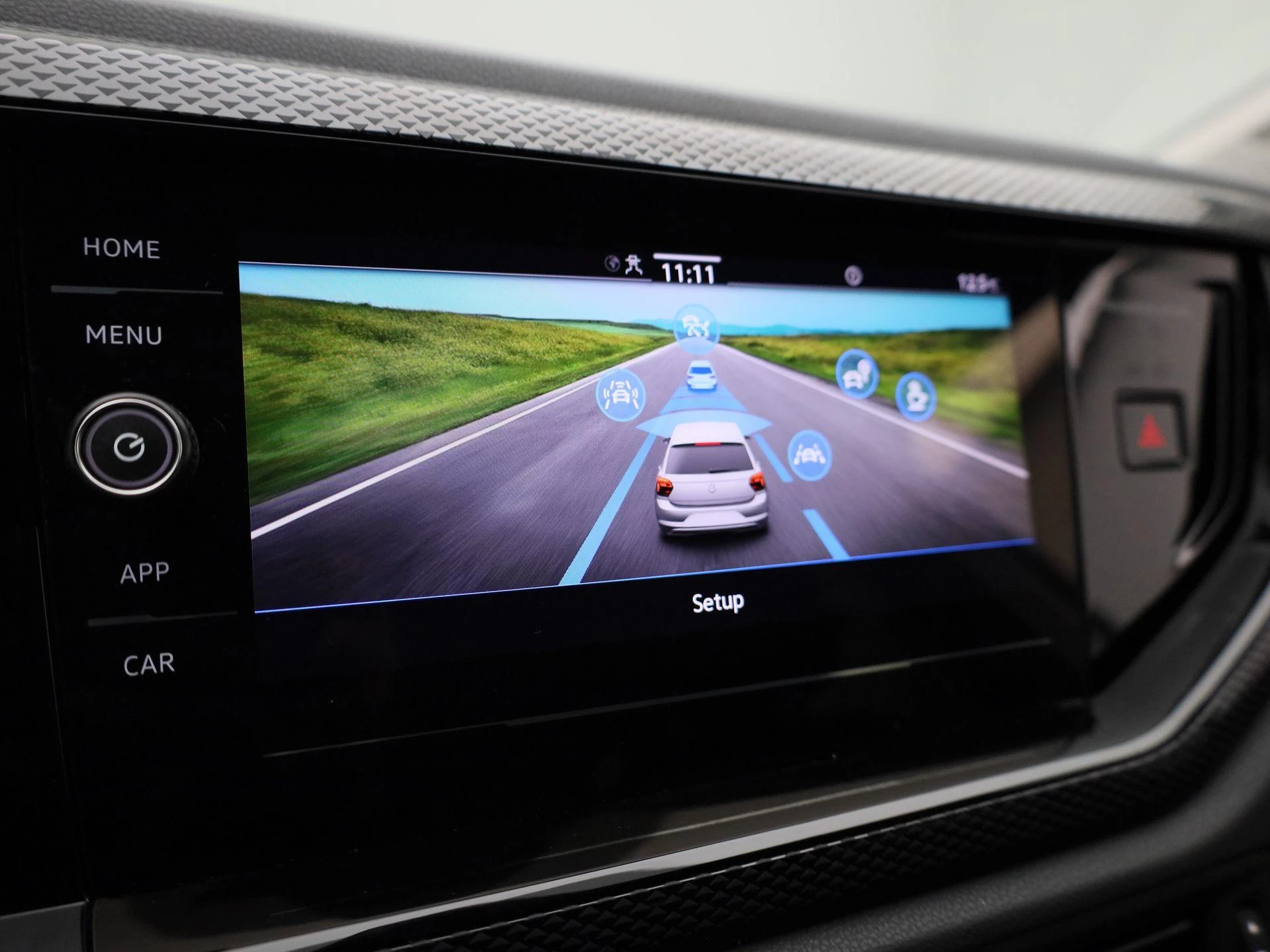 Volkswagen-Polo-image-25