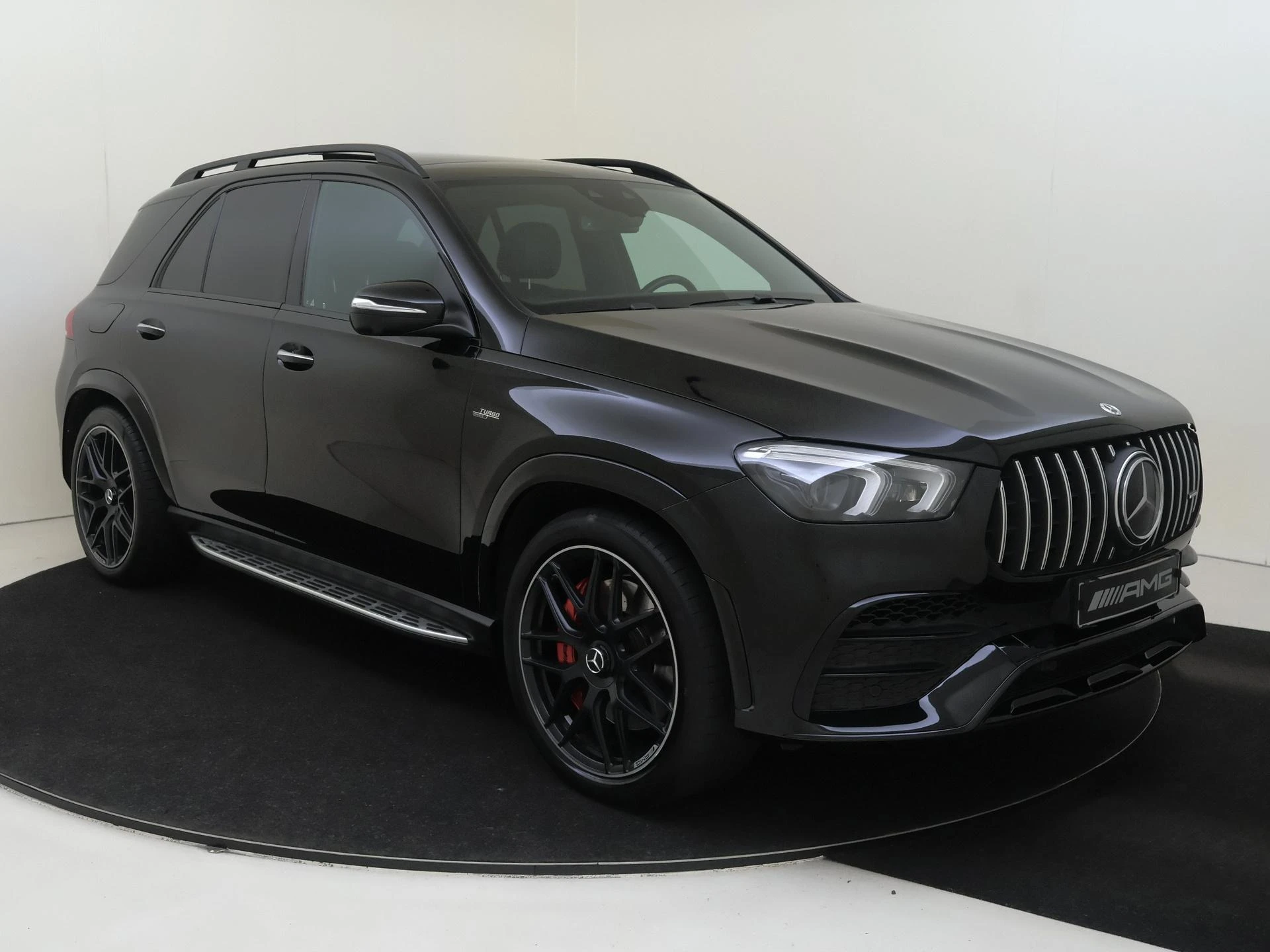 Mercedes-Benz-GLE-image-1