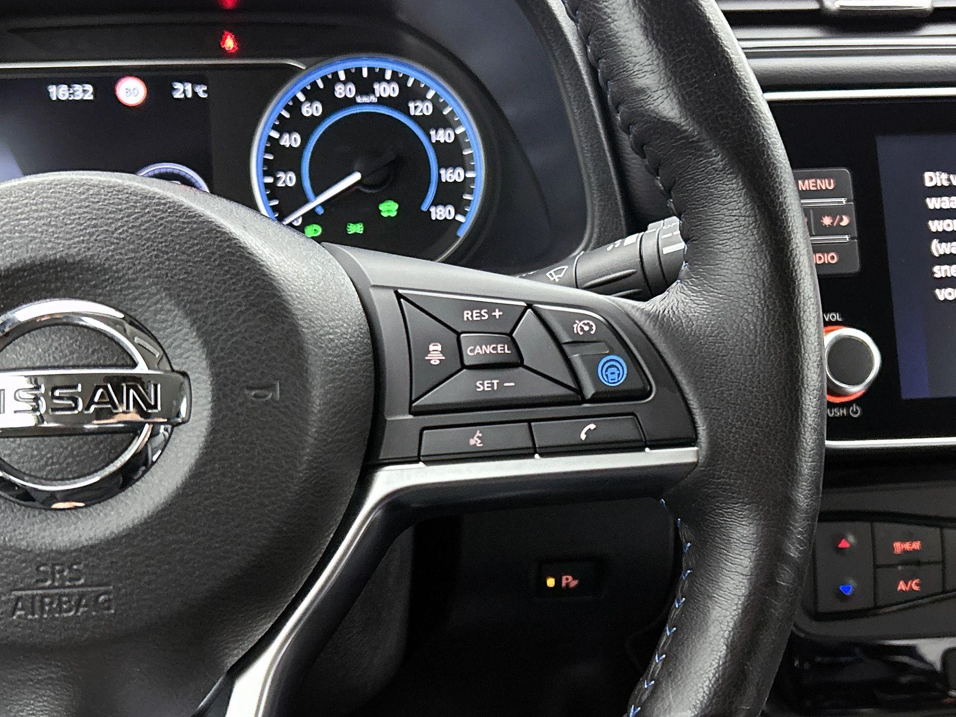 Nissan-Leaf-image-5