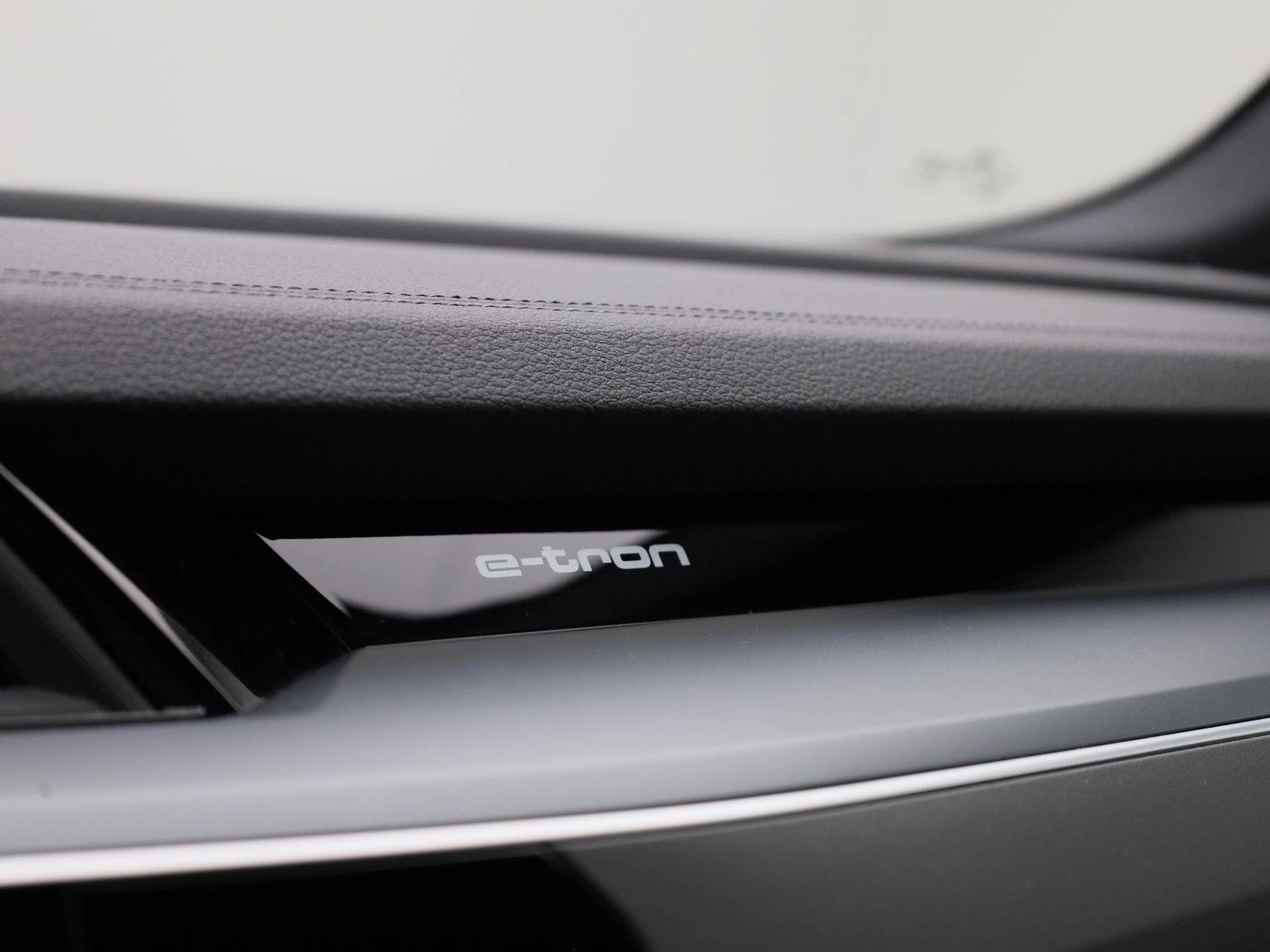 Audi-e-tron-image-22