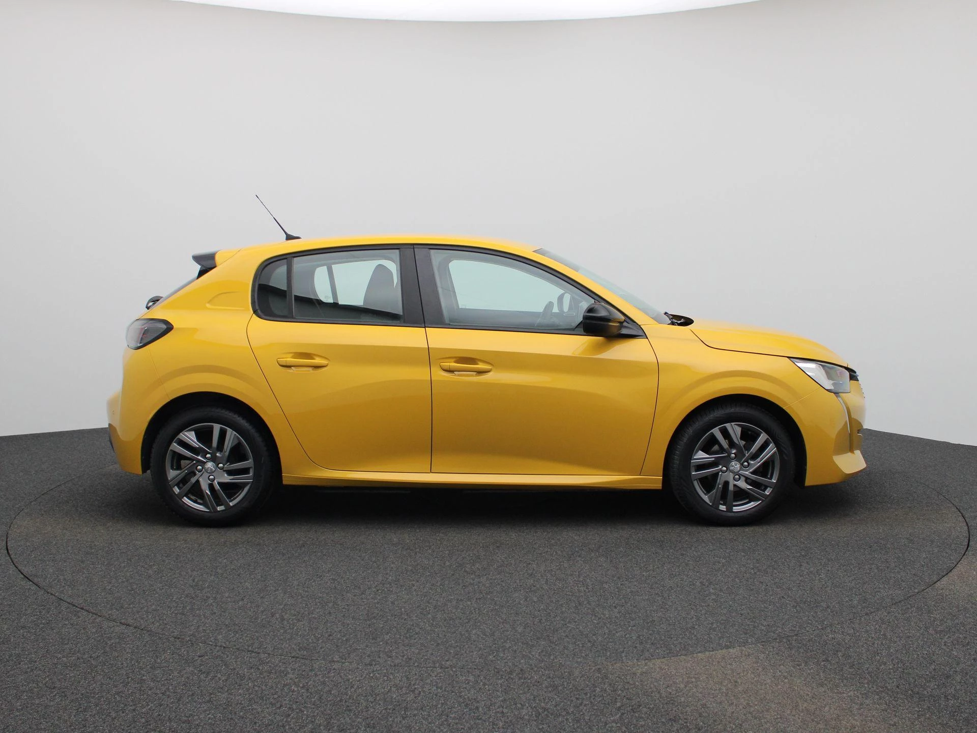 Peugeot-208-image-5
